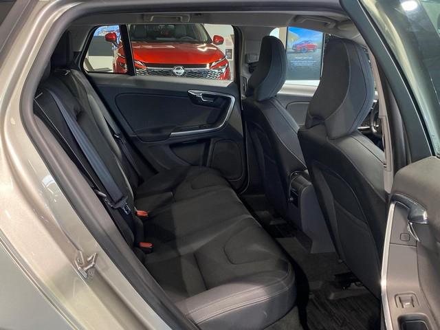 Volvo V60 T3 KINETIC