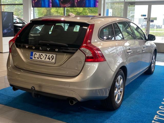 Volvo V60 T3 KINETIC