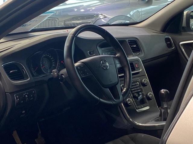Volvo V60 T3 KINETIC