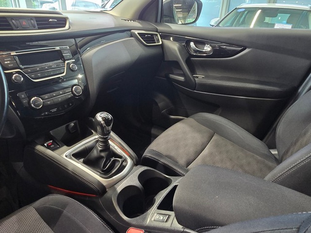 Nissan QASHQAI 1,2L ACENTA 2WD 6M/T SAFETY PACK
