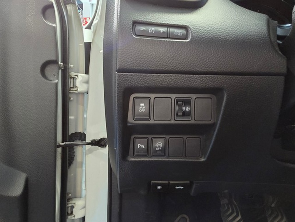 Nissan QASHQAI 1,2L ACENTA 2WD 6M/T SAFETY PACK