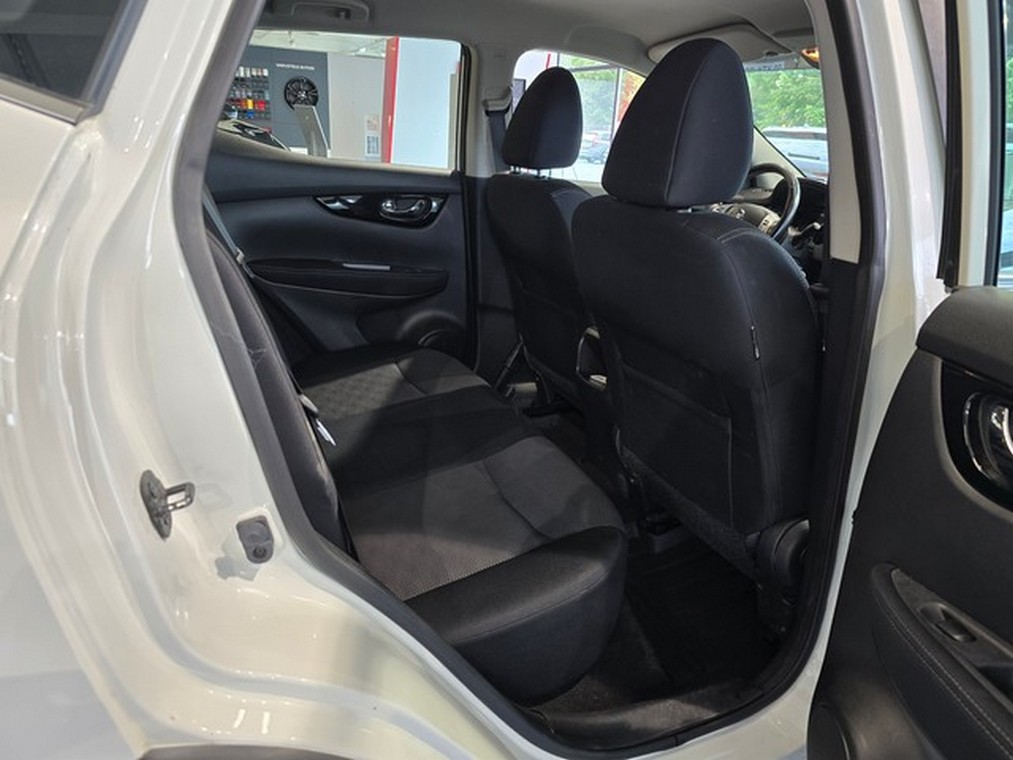 Nissan QASHQAI 1,2L ACENTA 2WD 6M/T SAFETY PACK