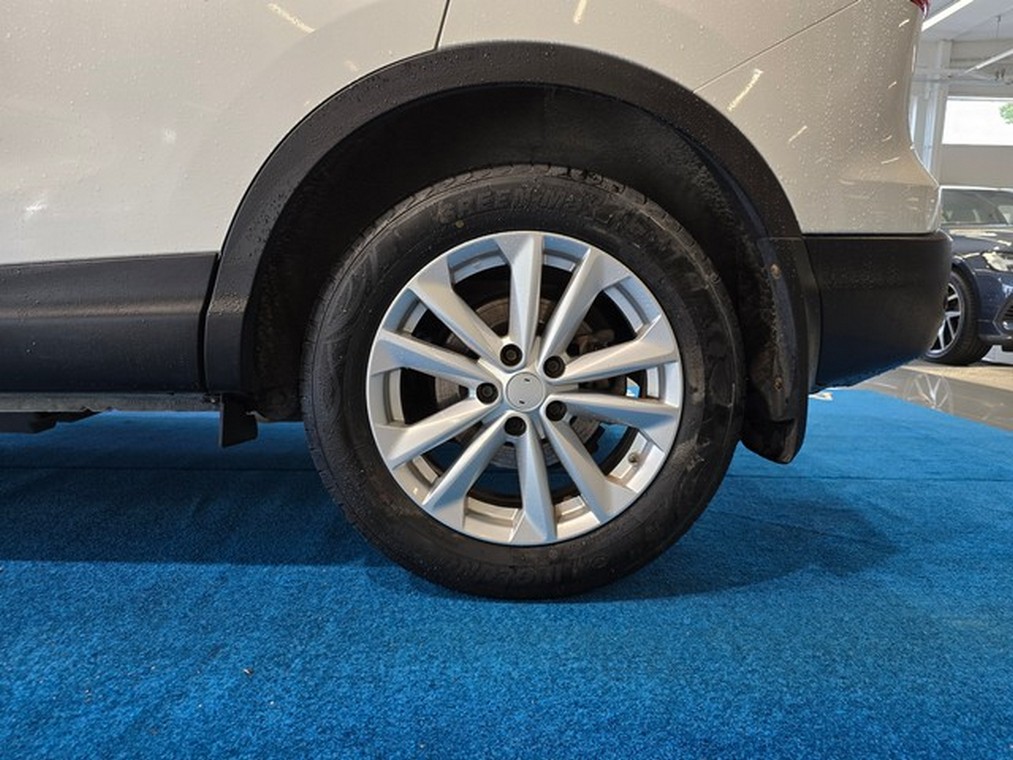 Nissan QASHQAI 1,2L ACENTA 2WD 6M/T SAFETY PACK