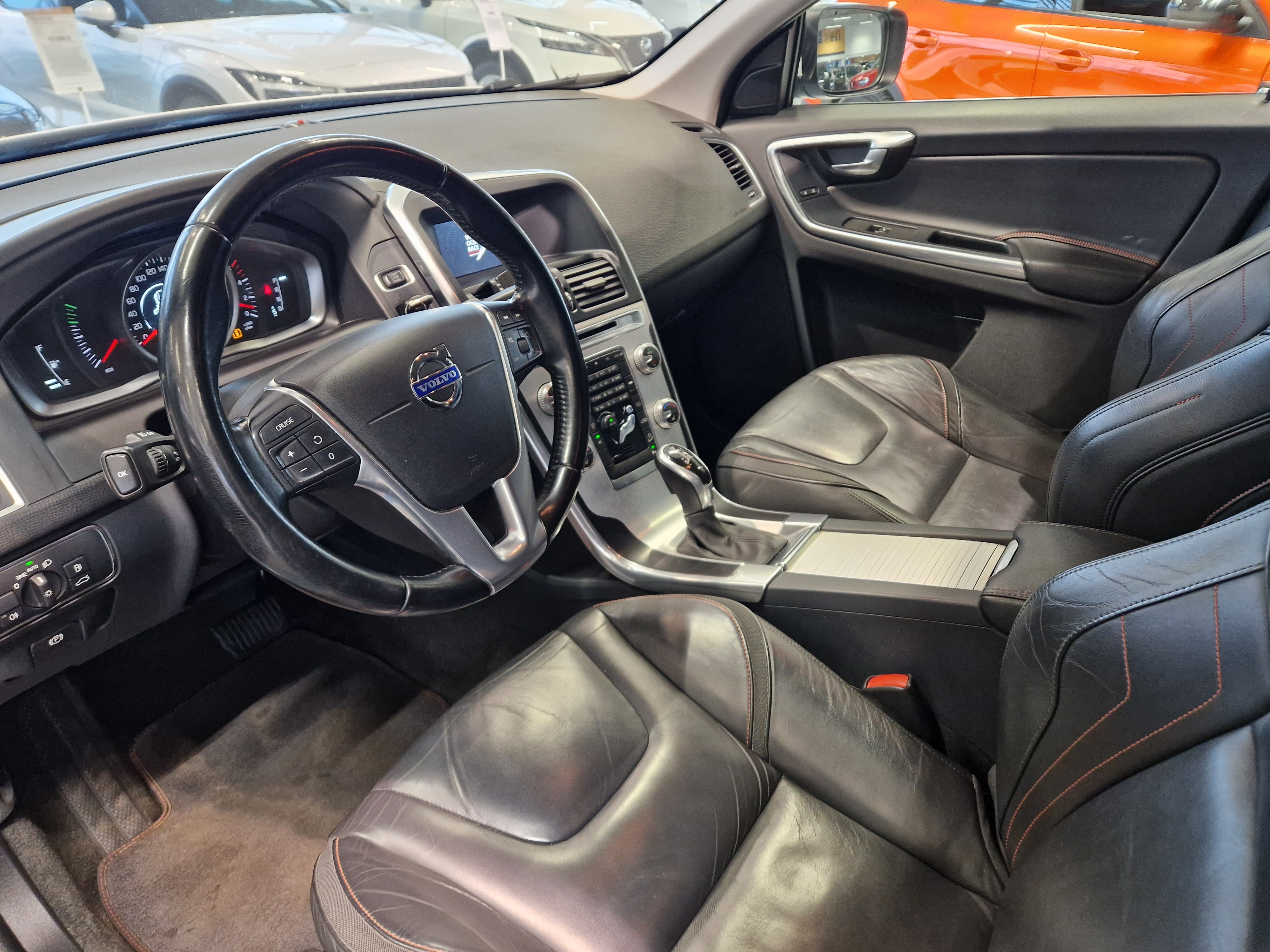 Volvo XC60 D4 AWD OCEAN RACE BUSINESS AUT