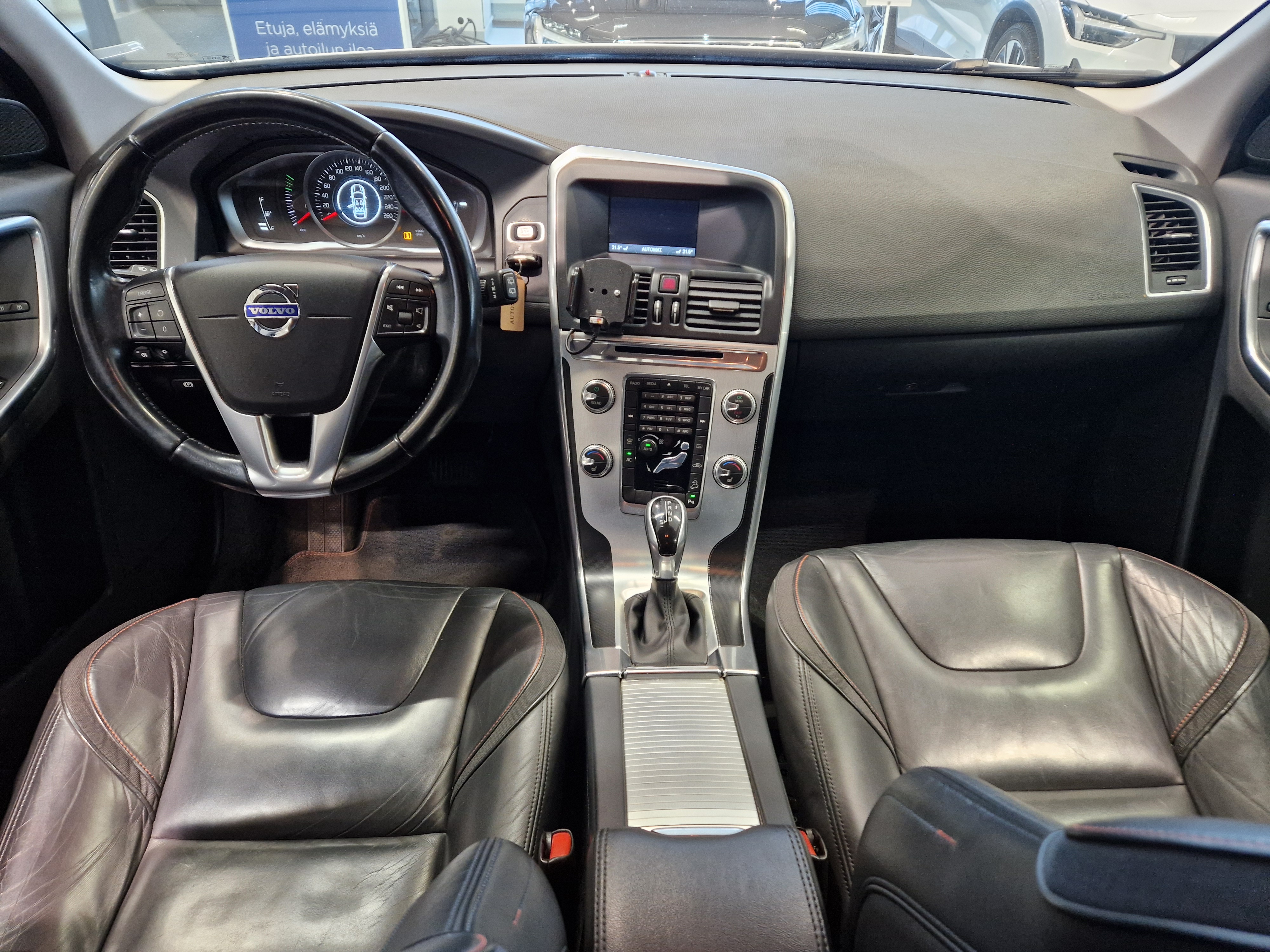 Volvo XC60 D4 AWD OCEAN RACE BUSINESS AUT