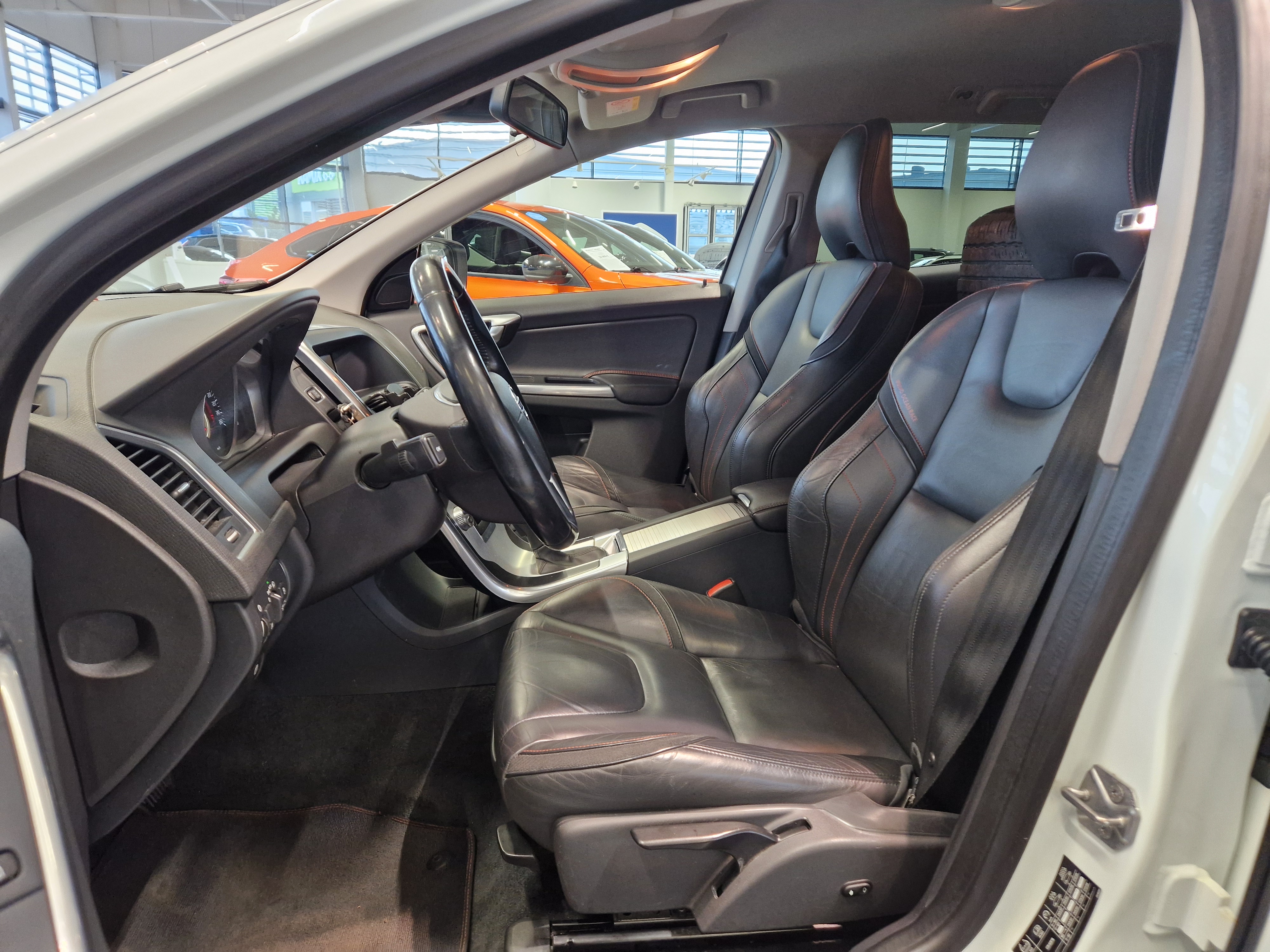 Volvo XC60 D4 AWD OCEAN RACE BUSINESS AUT