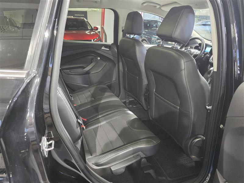 Ford KUGA 2,0 TDCI 150 HV POWERSHIFT AWD A6 TITANIUM BUSINES
