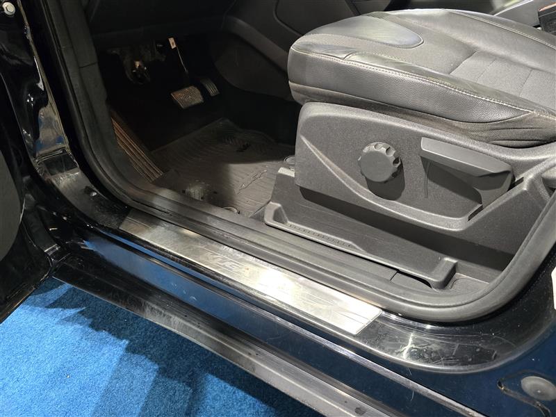 Ford KUGA 2,0 TDCI 150 HV POWERSHIFT AWD A6 TITANIUM BUSINES