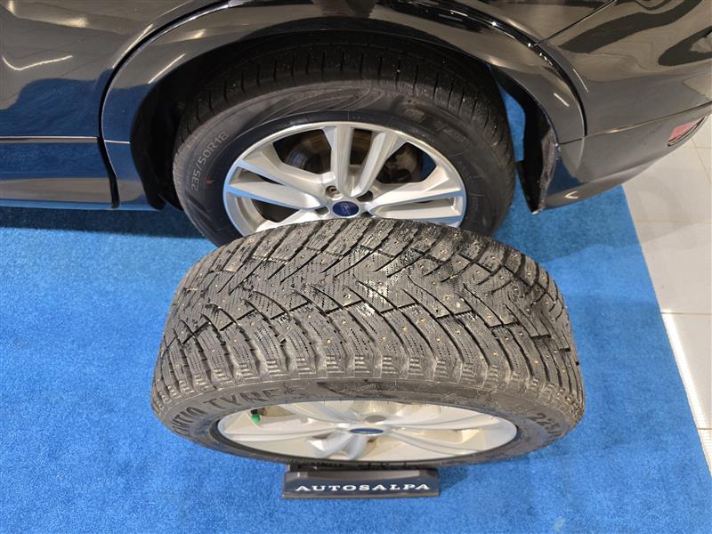 Ford KUGA 2,0 TDCI 150 HV POWERSHIFT AWD A6 TITANIUM BUSINES