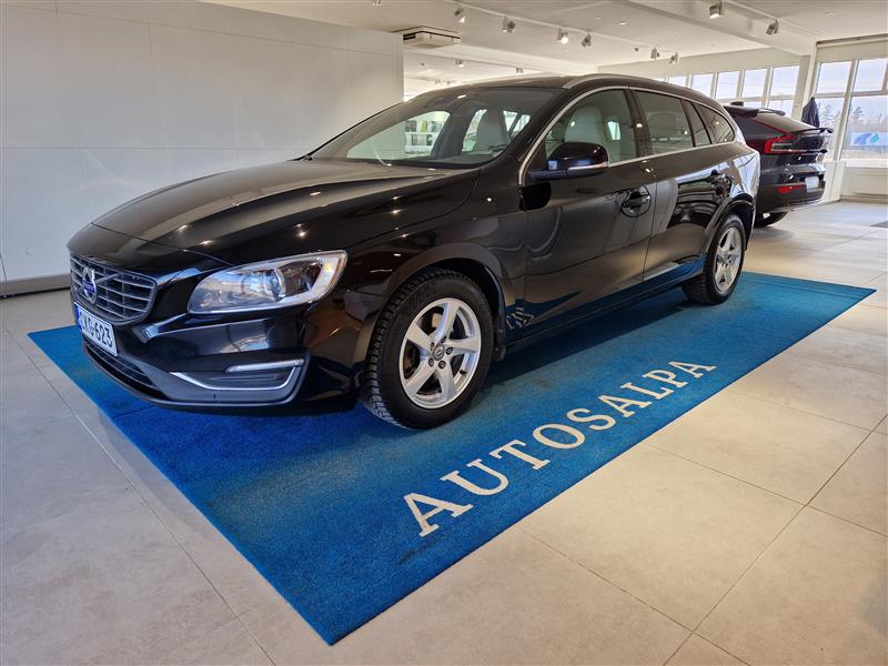 Volvo V60 D4 BUSINESS SUMMUM EDITION AUT