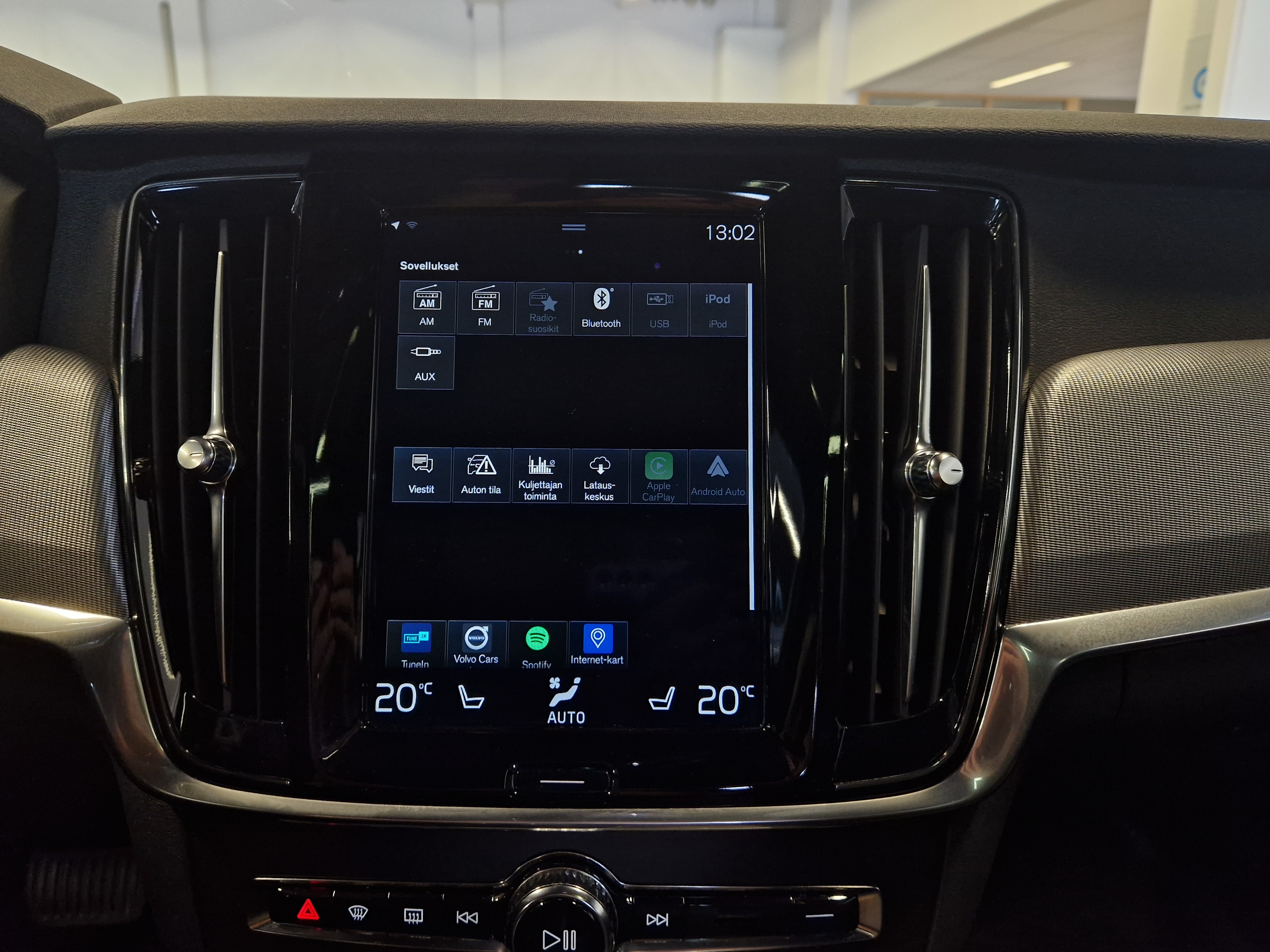 Volvo V90 T5 BUSINESS INSCRIPTION AUT TAKUU 12KK/20TKM.