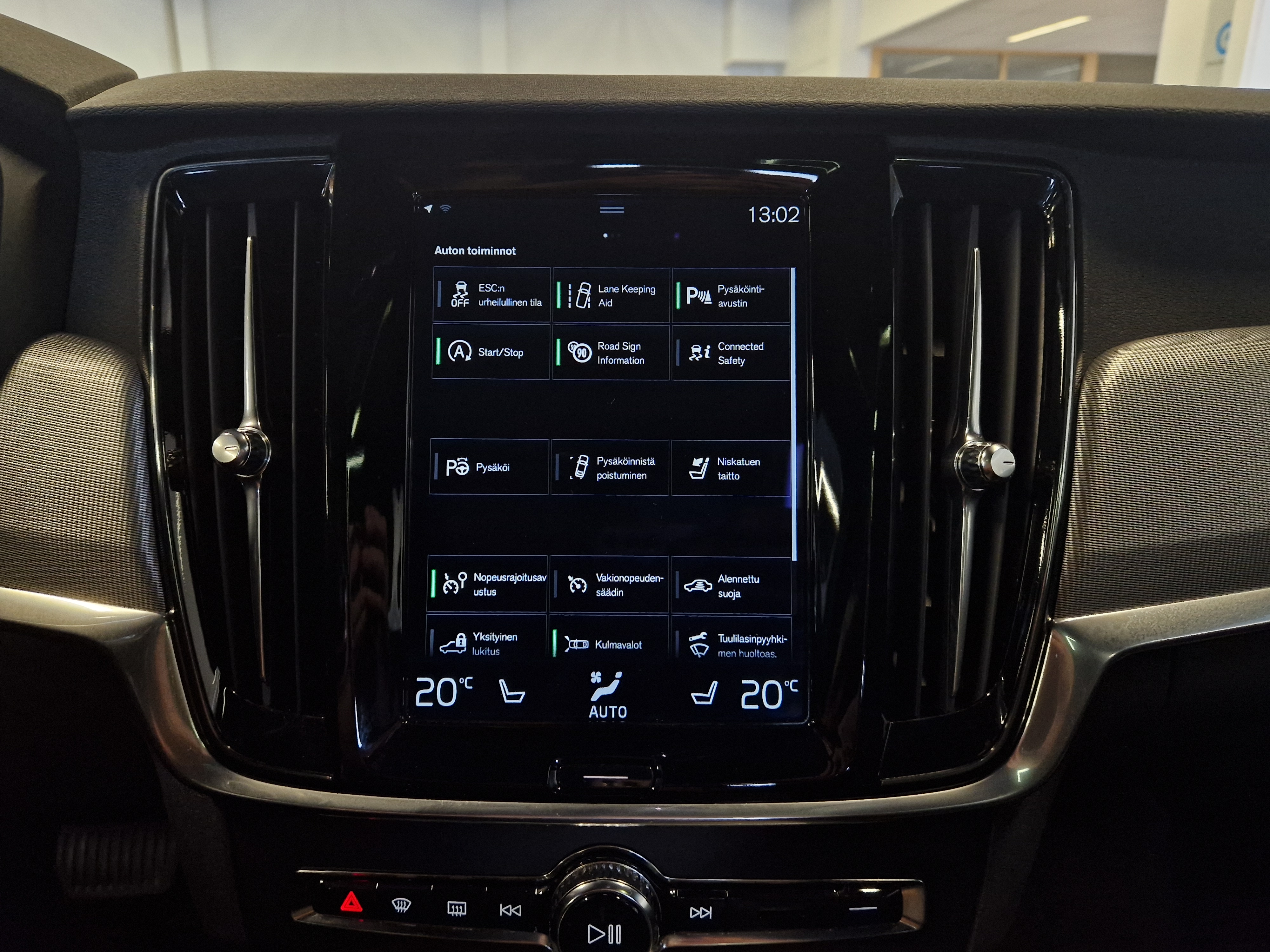 Volvo V90 T5 BUSINESS INSCRIPTION AUT TAKUU 12KK/20TKM.