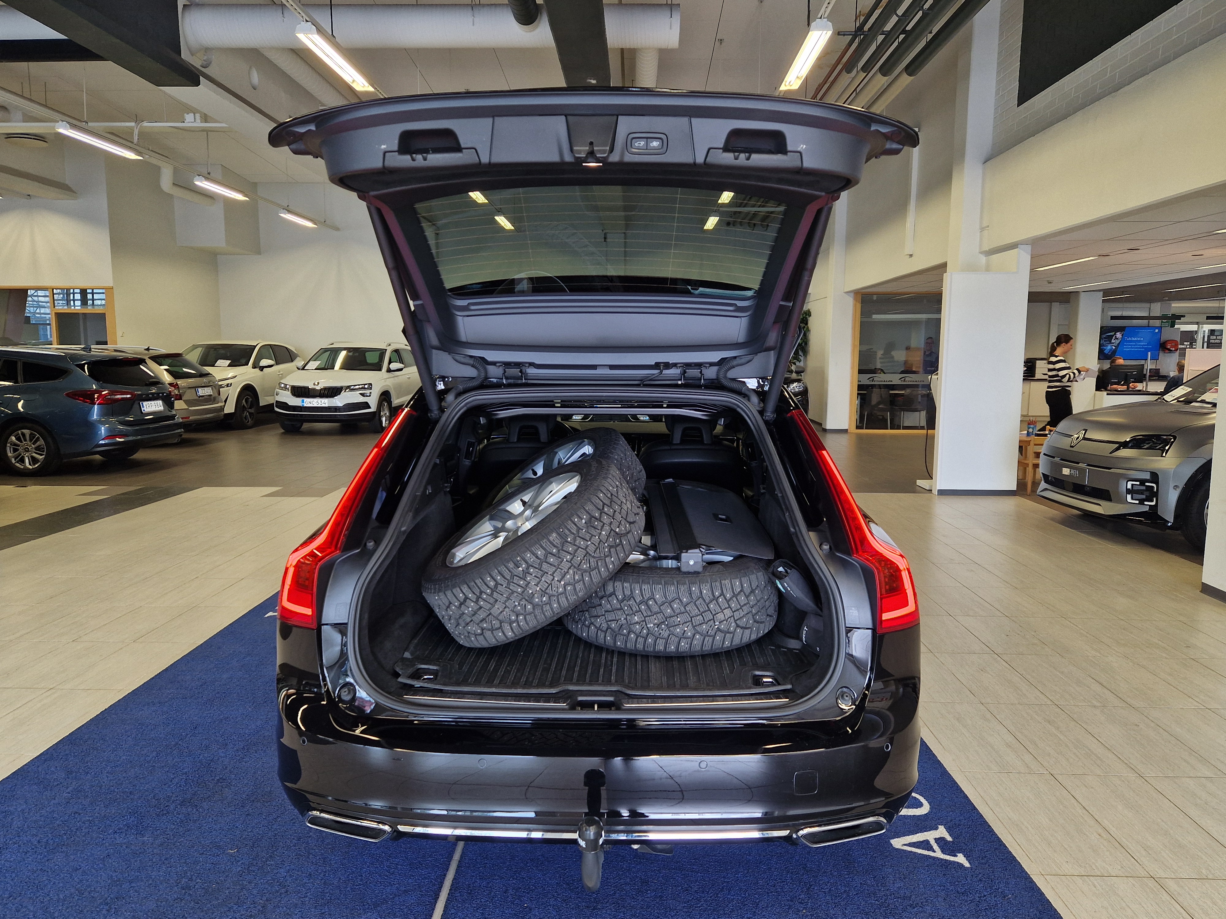 Volvo V90 T5 BUSINESS INSCRIPTION AUT TAKUU 12KK/20TKM.