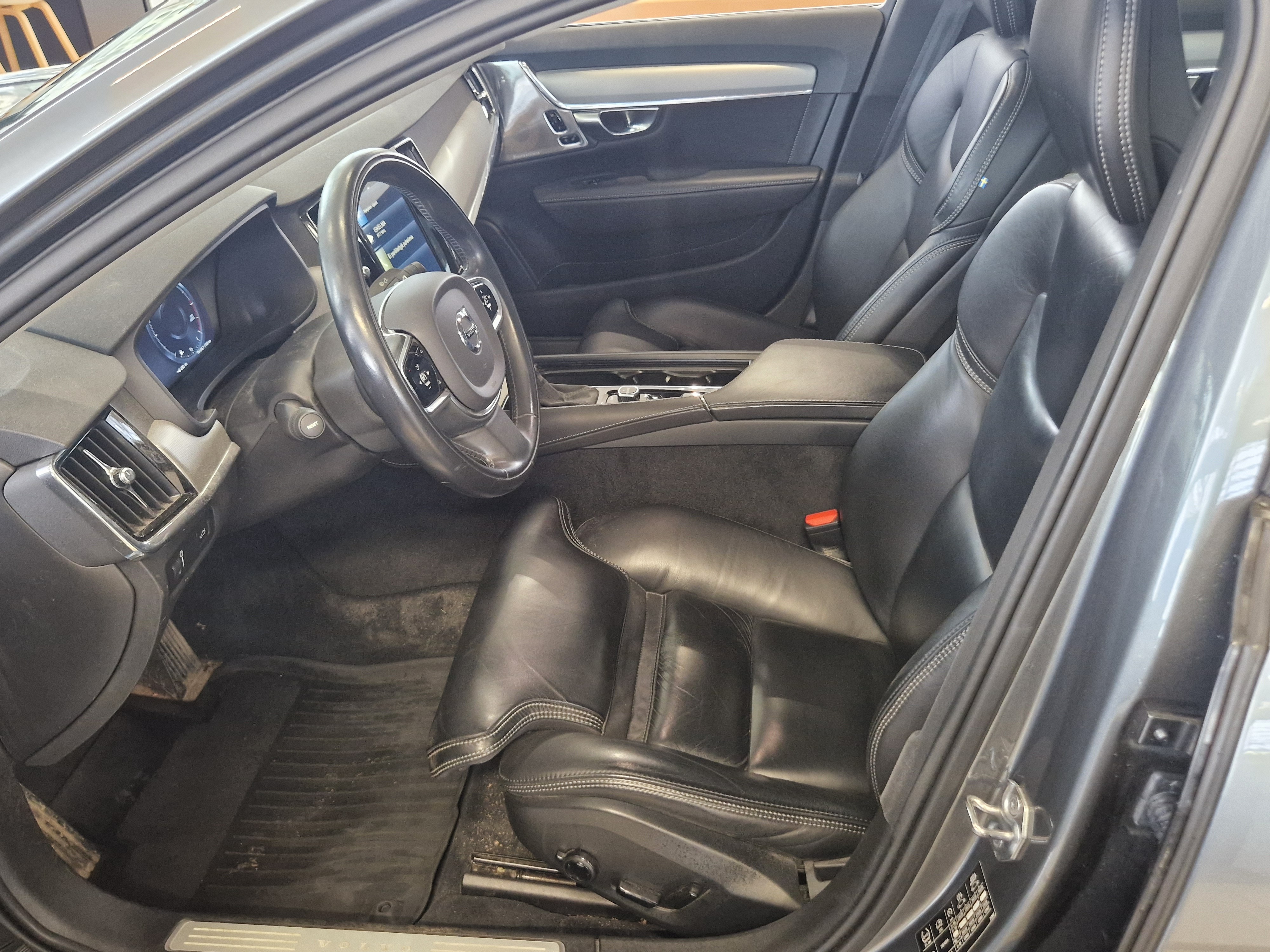 Volvo S90 D4 INSCRIPTION AUT