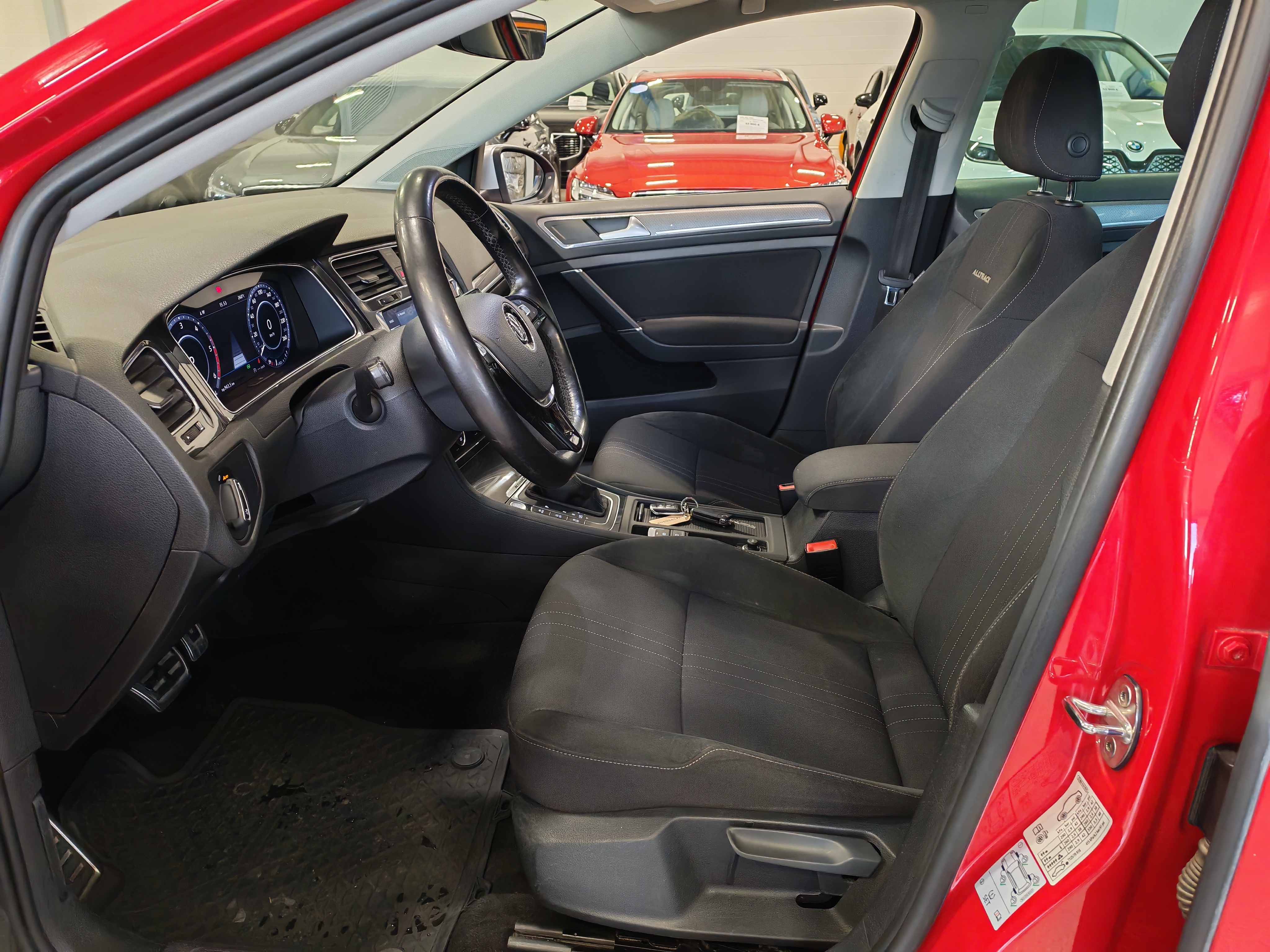 Volkswagen GOLF VARIANT ALLTRACK 2,0 TDI 135 KW (184 HV) 4MOTION D