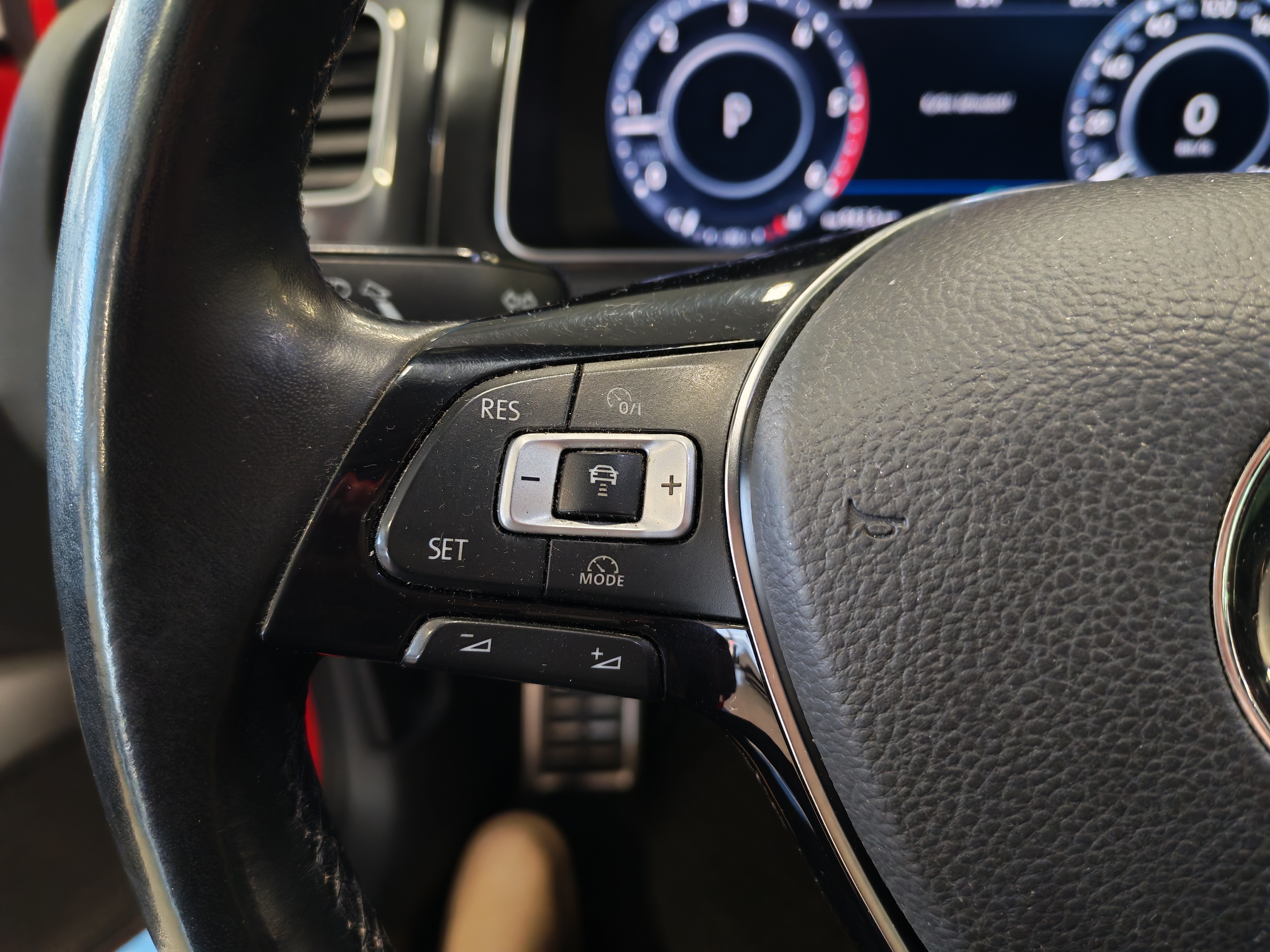 Volkswagen GOLF VARIANT ALLTRACK 2,0 TDI 135 KW (184 HV) 4MOTION D