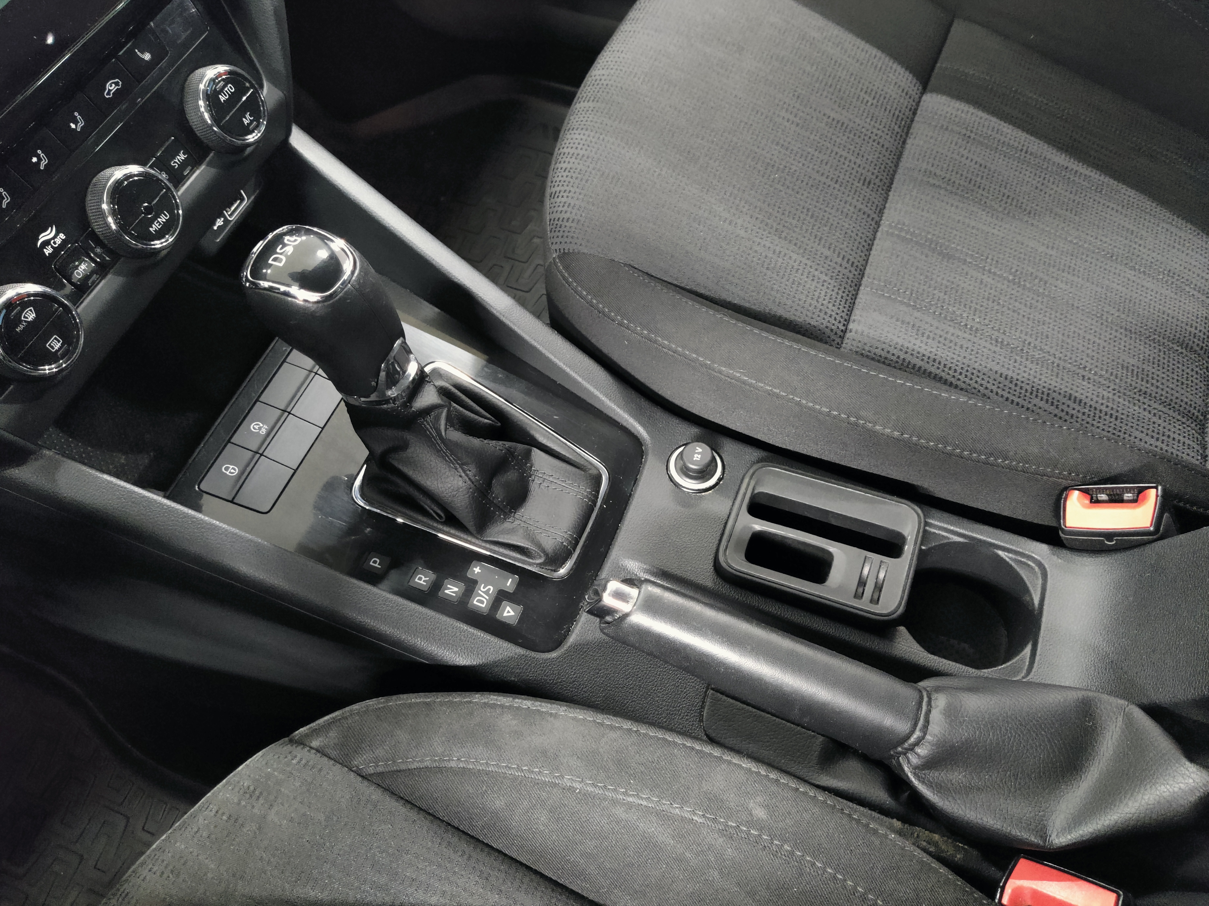 Skoda OCTAVIA COMBI 1,4 TSI G-TEC STYLE DSG AUTOM.