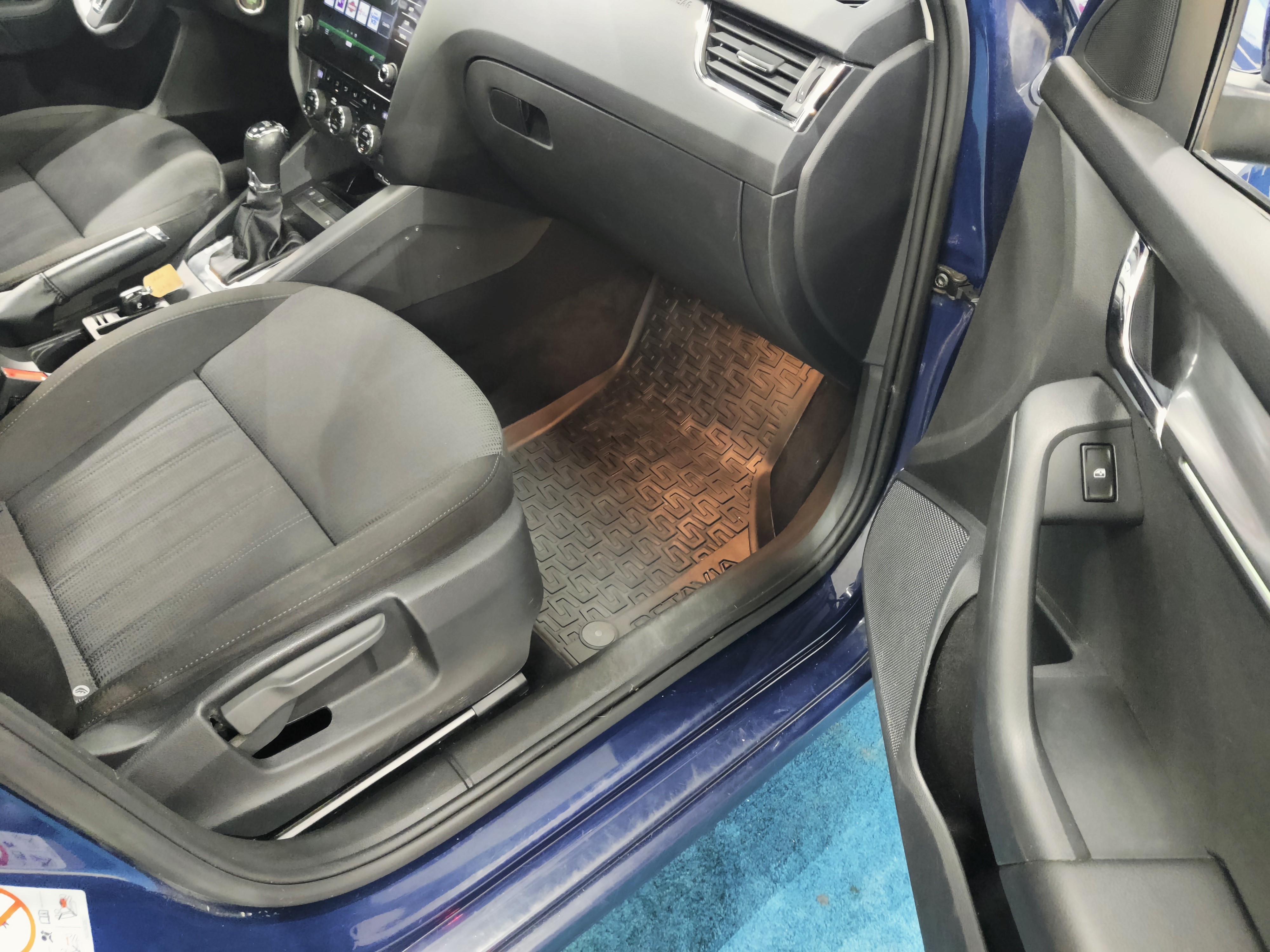 Skoda OCTAVIA COMBI 1,4 TSI G-TEC STYLE DSG AUTOM.