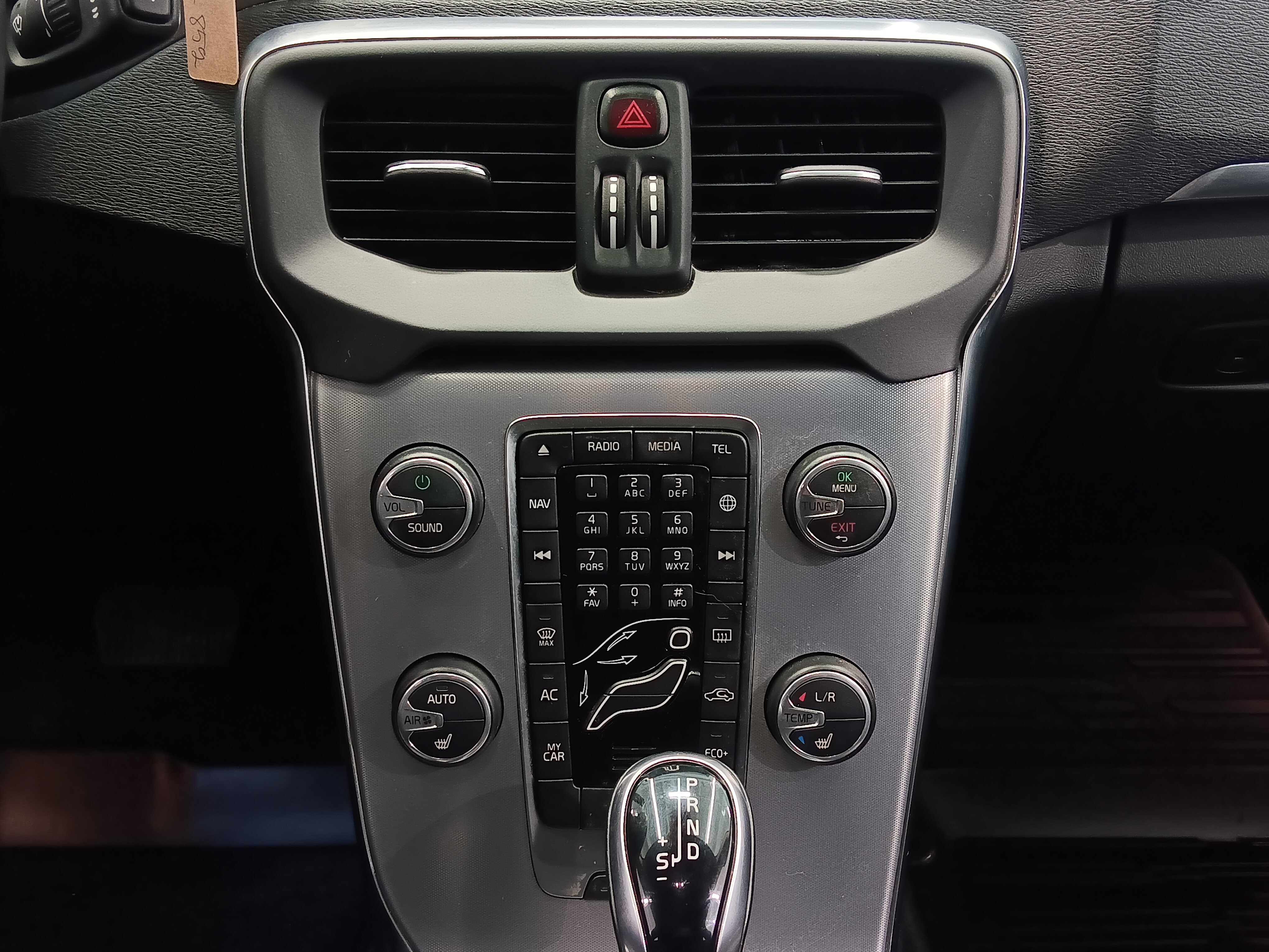 Volvo V40 D2 BUSINESS INSCRIPTION AUT