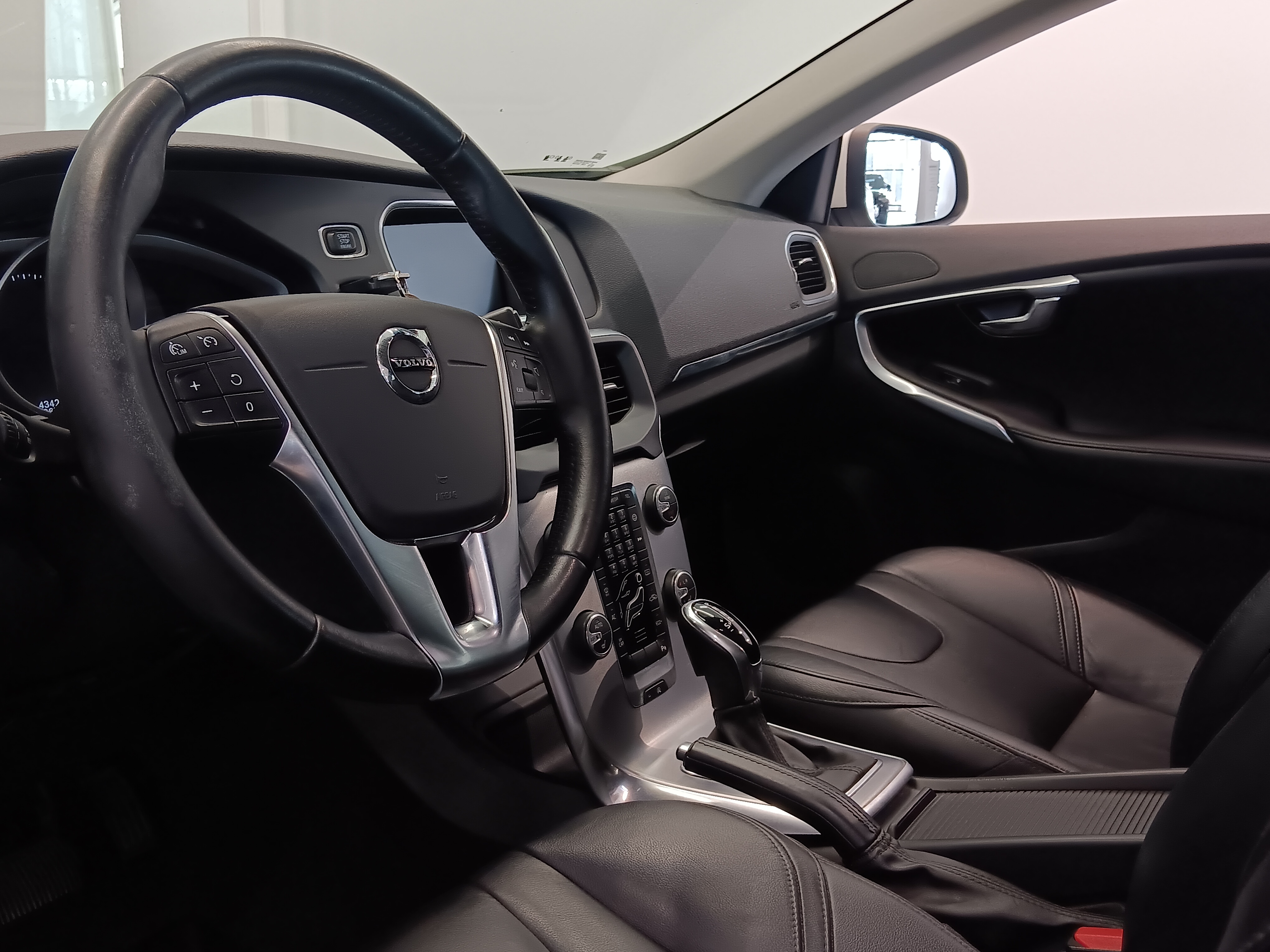 Volvo V40 D2 BUSINESS INSCRIPTION AUT