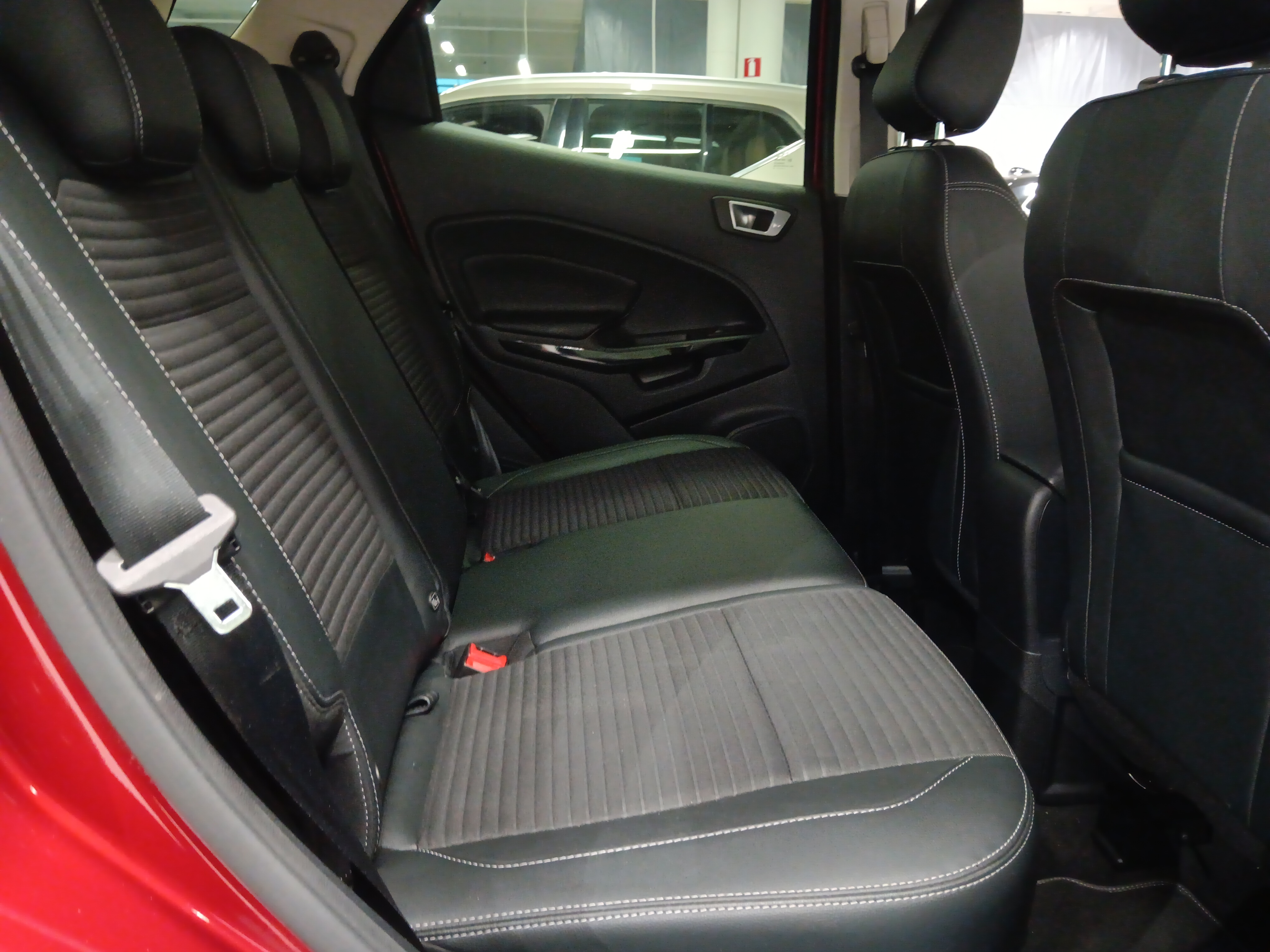 Ford ECOSPORT 1,0 ECOBOOST 125HV A6 TITANIUM 5-OVINEN