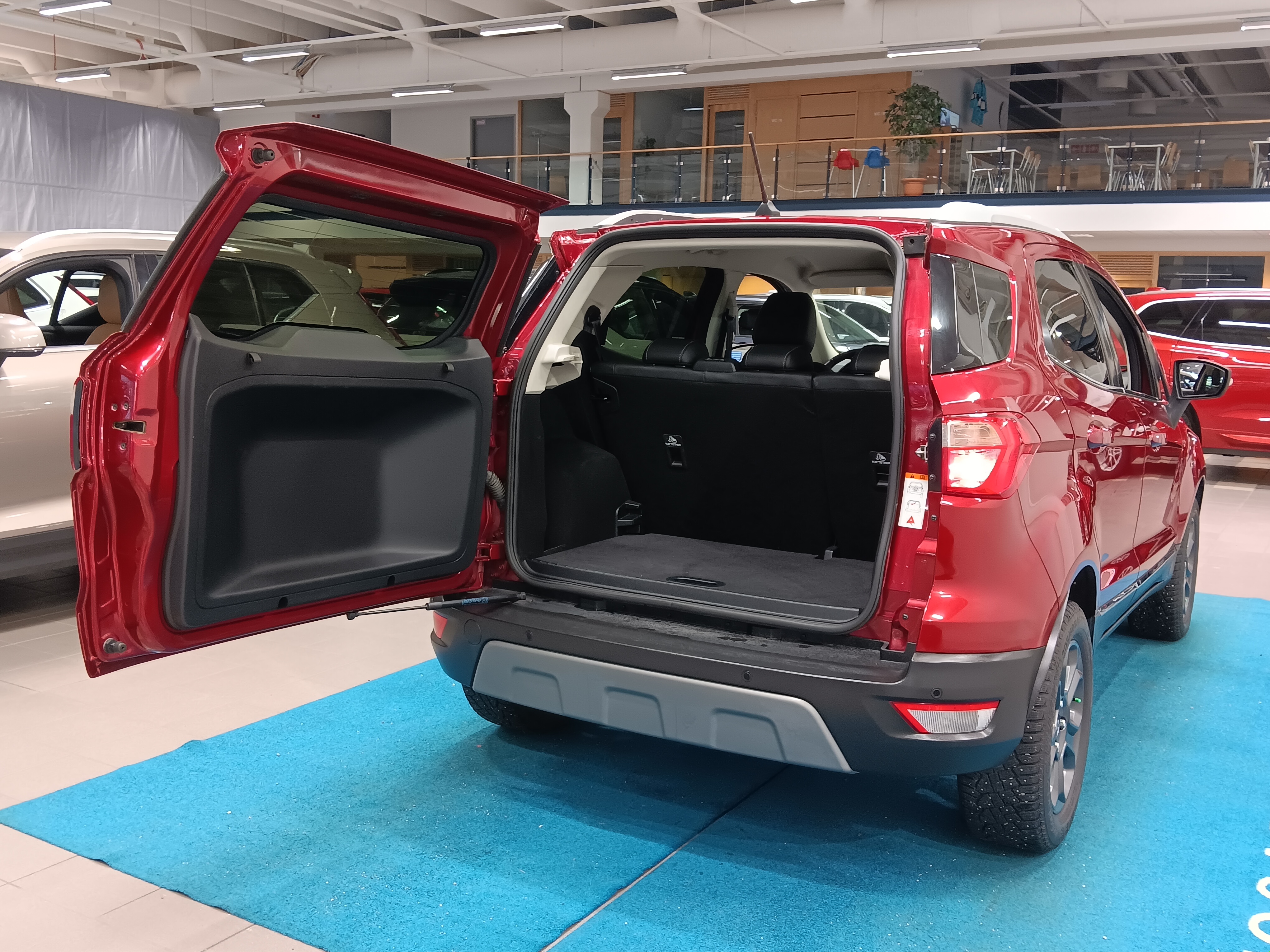 Ford ECOSPORT 1,0 ECOBOOST 125HV A6 TITANIUM 5-OVINEN