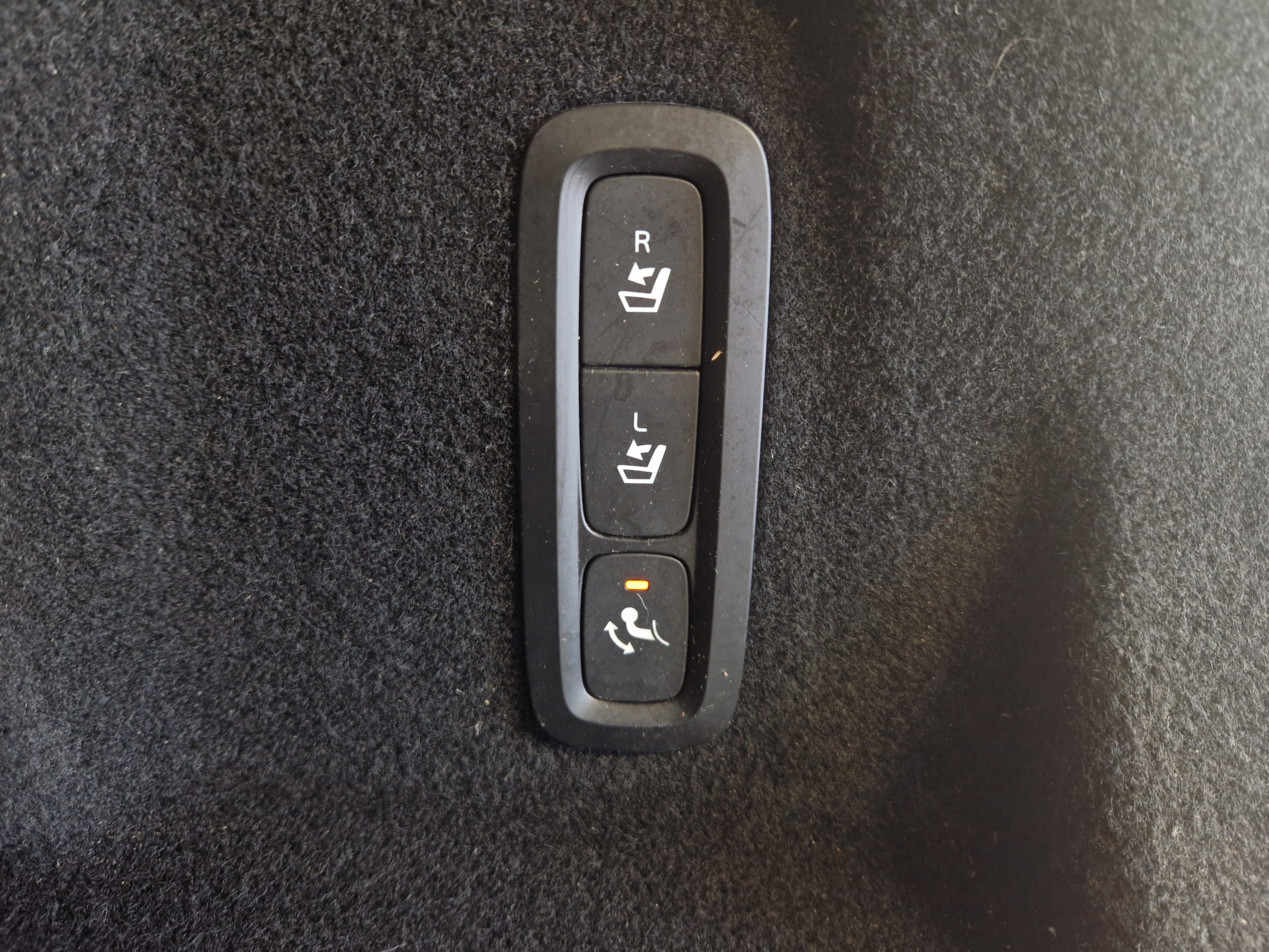 Volvo XC60 D4 AWD MOMENTUM AUT.