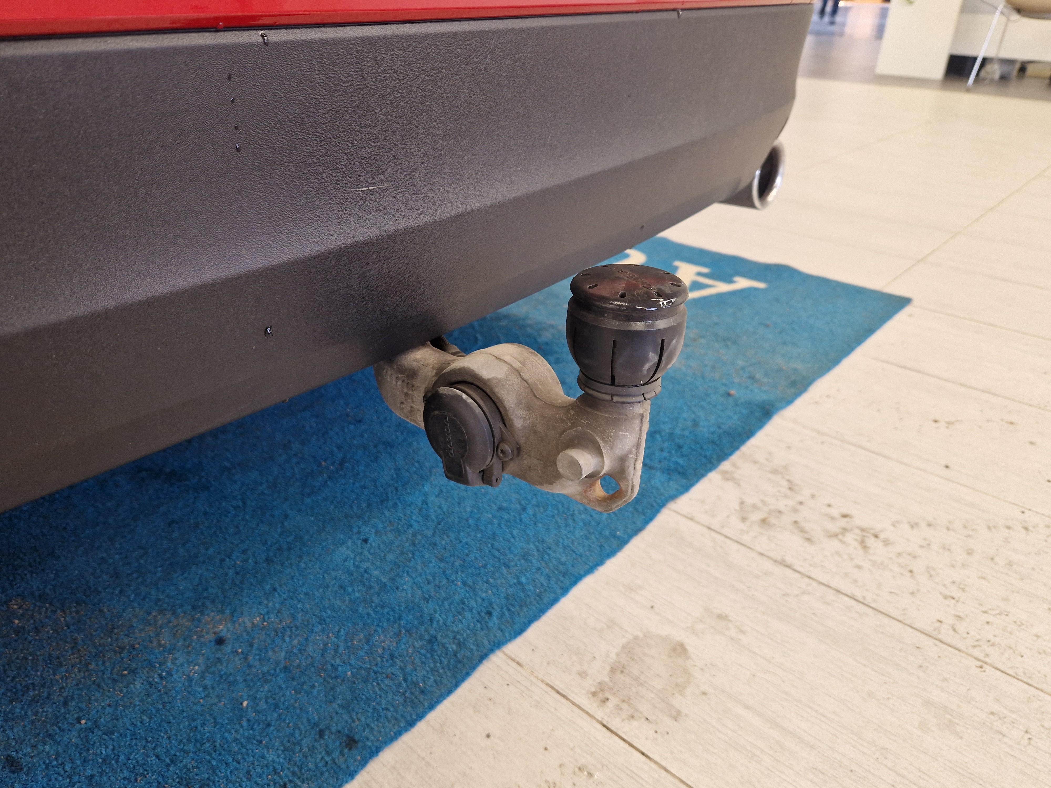 Volvo XC60 D4 AWD MOMENTUM AUT.