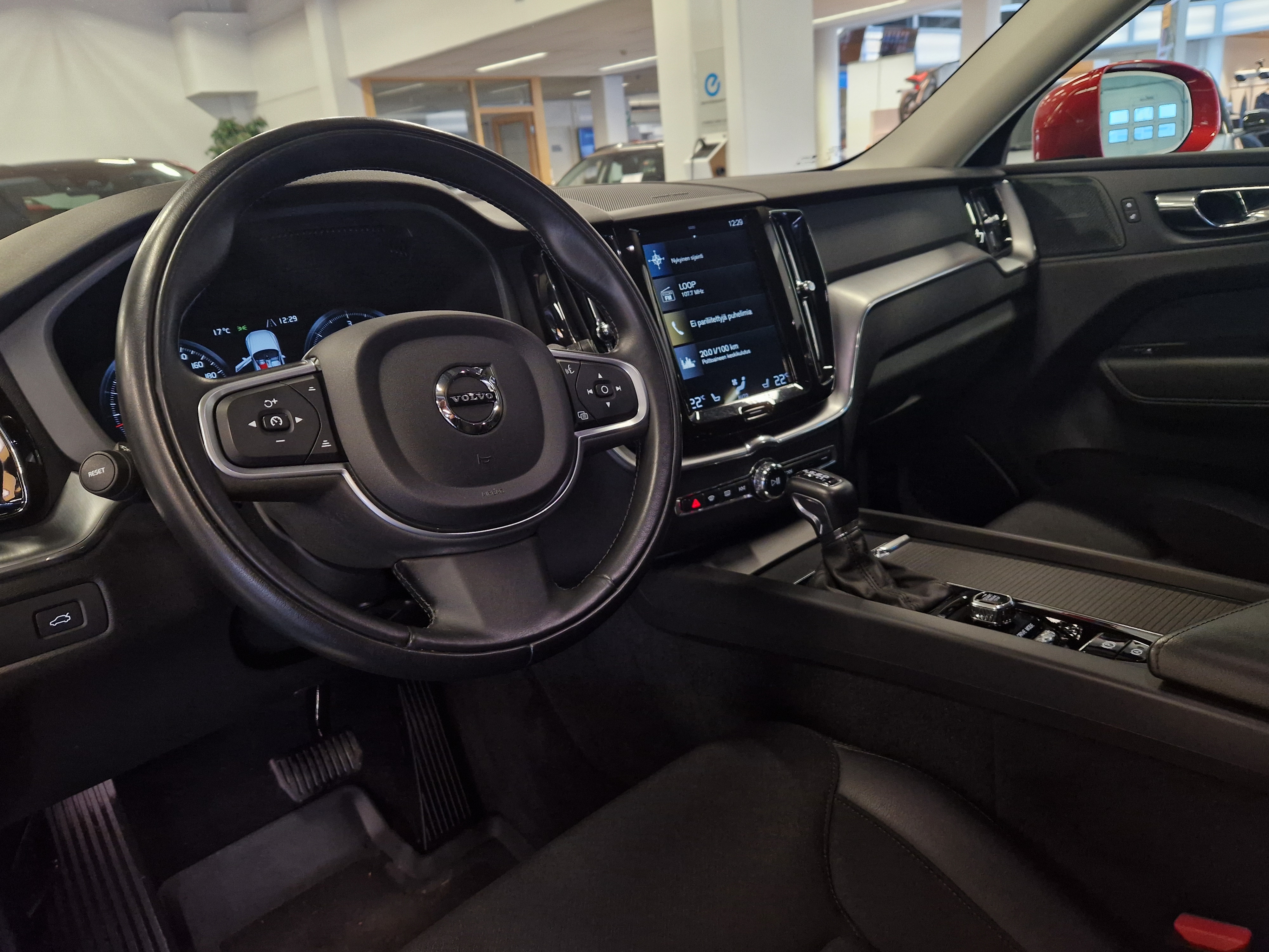 Volvo XC60 D4 AWD MOMENTUM AUT.