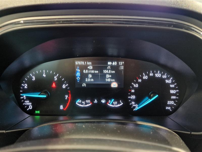 Ford FOCUS 1,5 ECOBOOST 182HV M6 ST-LINE WAGON