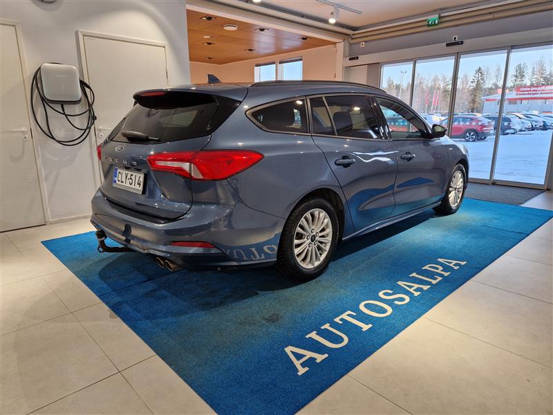 Ford FOCUS 1,5 ECOBOOST 182HV M6 ST-LINE WAGON