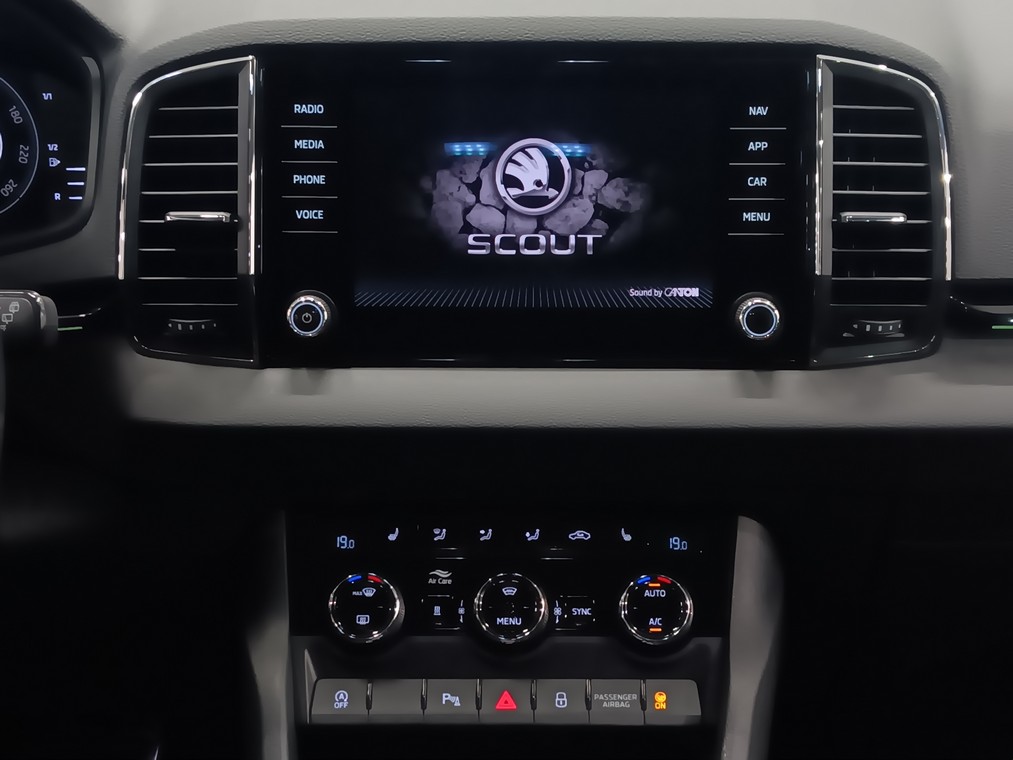 Skoda KAROQ 2,0 TDI 150 4X4 SCOUT DSG AUTOM.