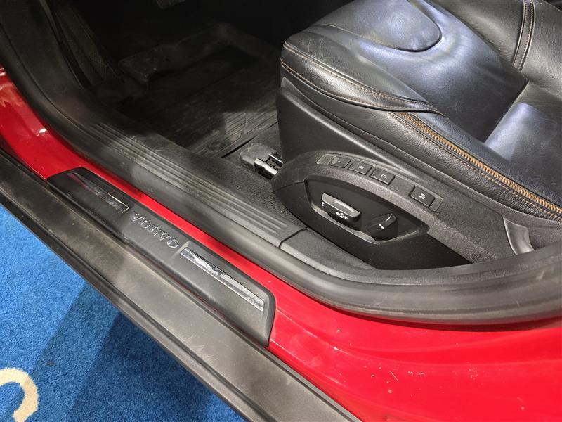 Volvo V40 CROSS COUNTRY D4 SUMMUM AUT