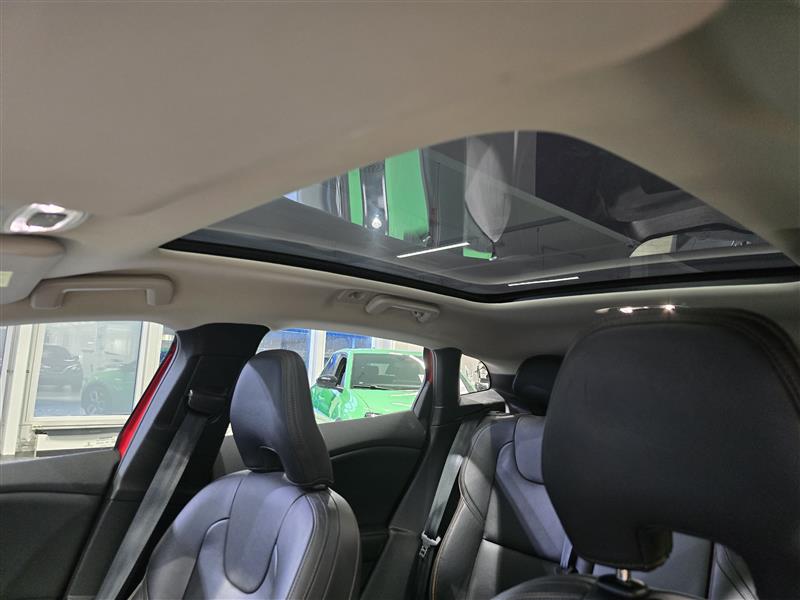 Volvo V40 CROSS COUNTRY D4 SUMMUM AUT