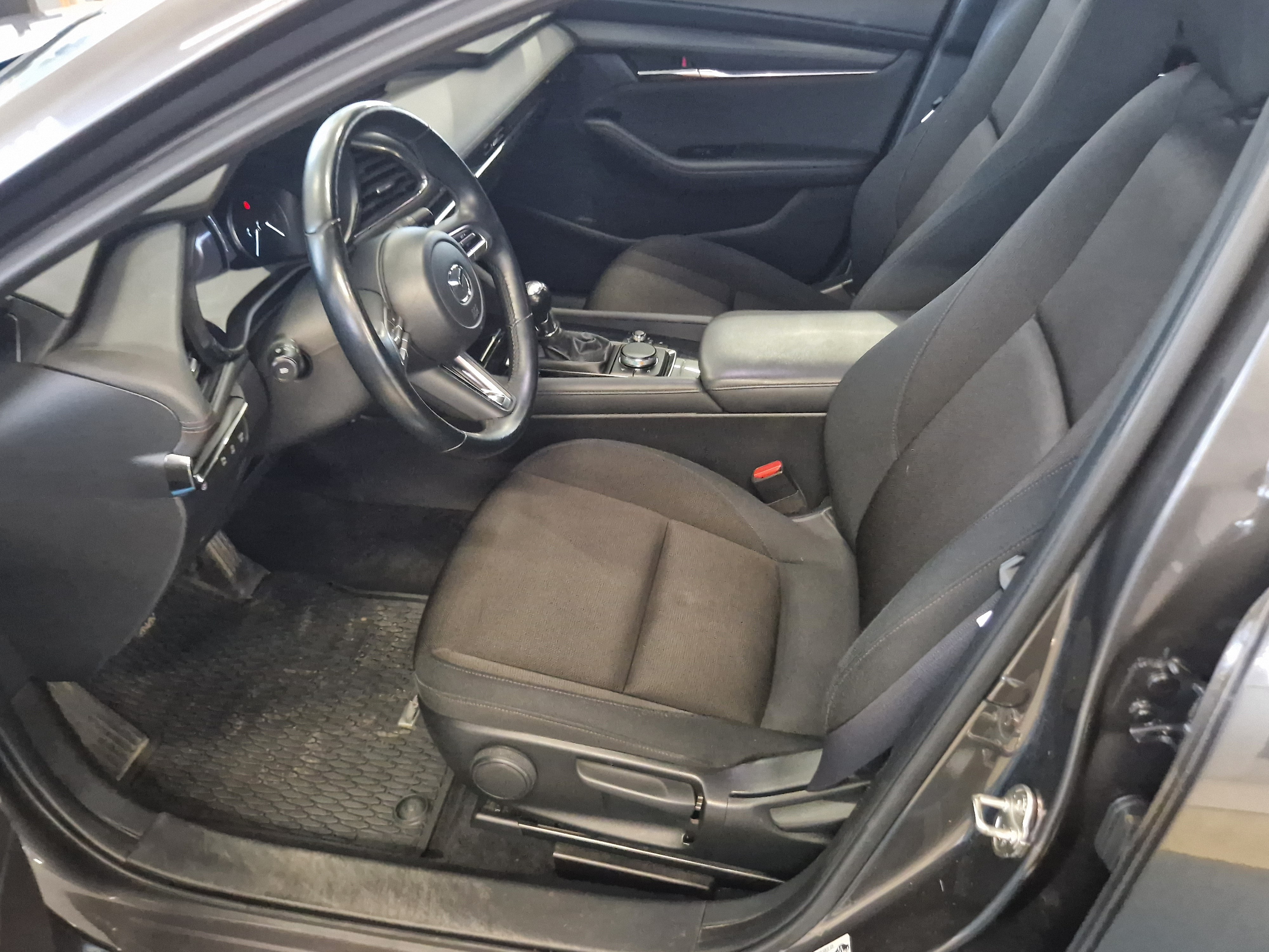 Mazda MAZDA3 HATCHBACK 2,0 (122 HV) SKYACTIV-G VISION PLUS BUSI