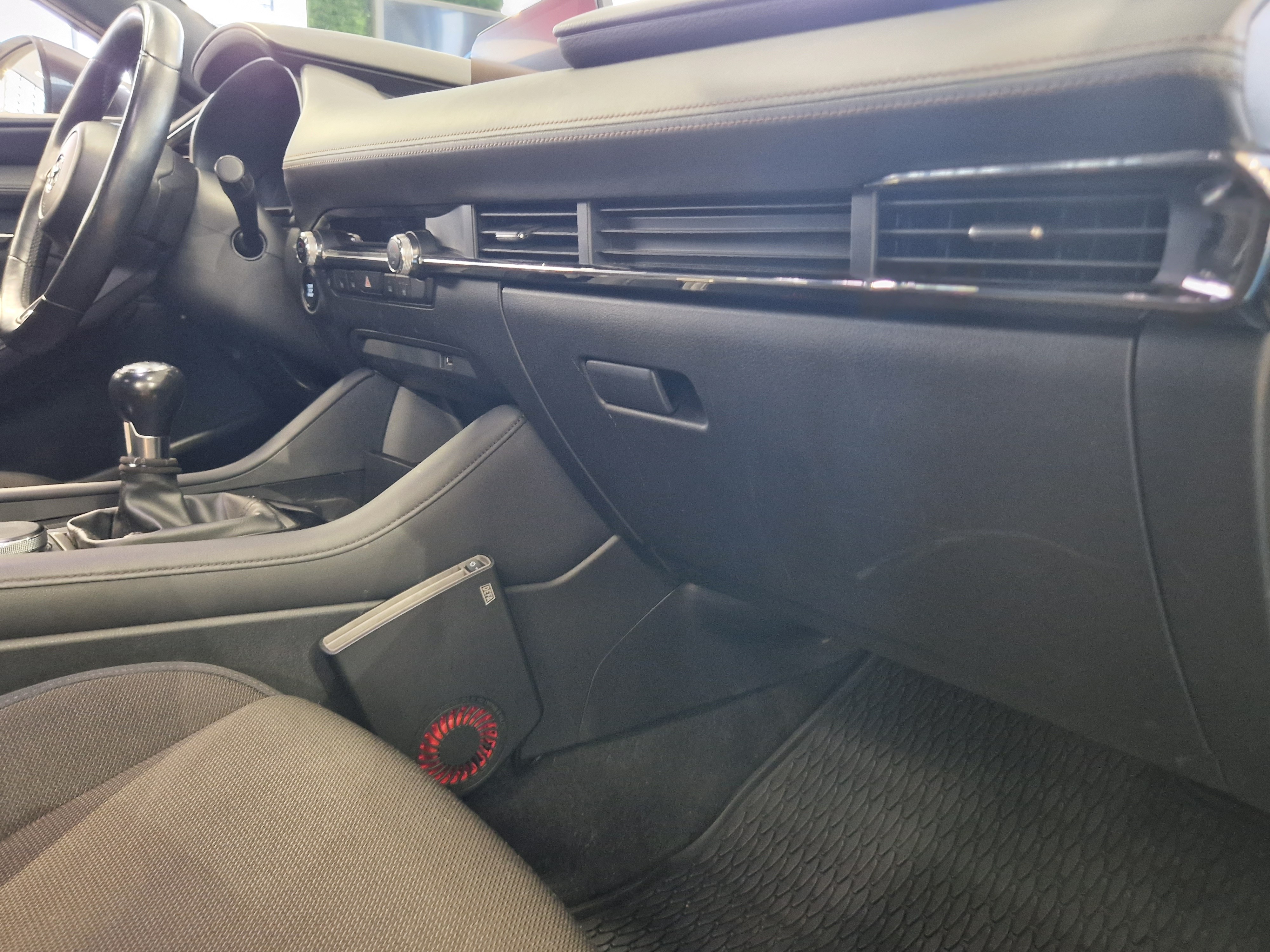 Mazda MAZDA3 HATCHBACK 2,0 (122 HV) SKYACTIV-G VISION PLUS BUSI