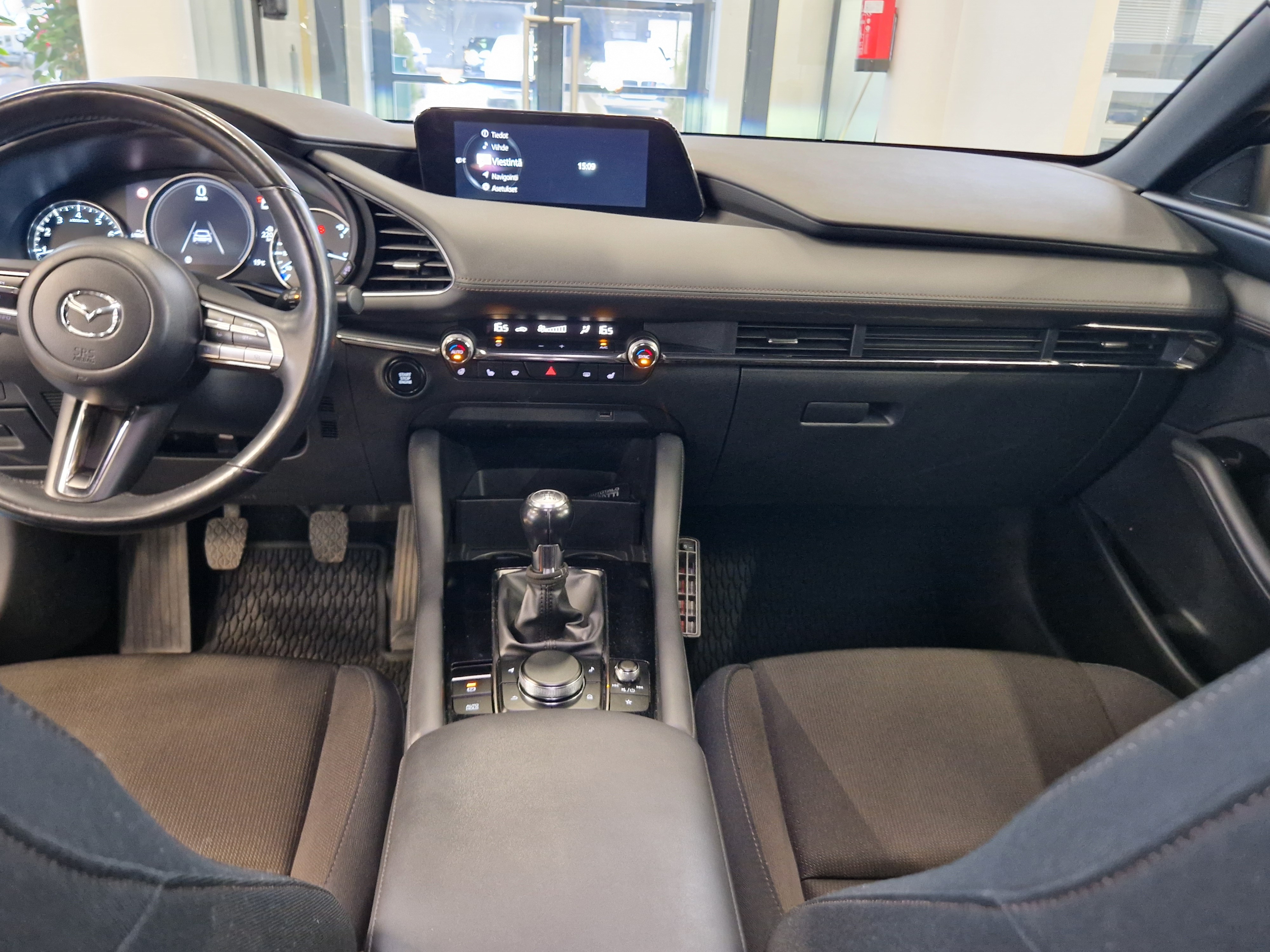 Mazda MAZDA3 HATCHBACK 2,0 (122 HV) SKYACTIV-G VISION PLUS BUSI