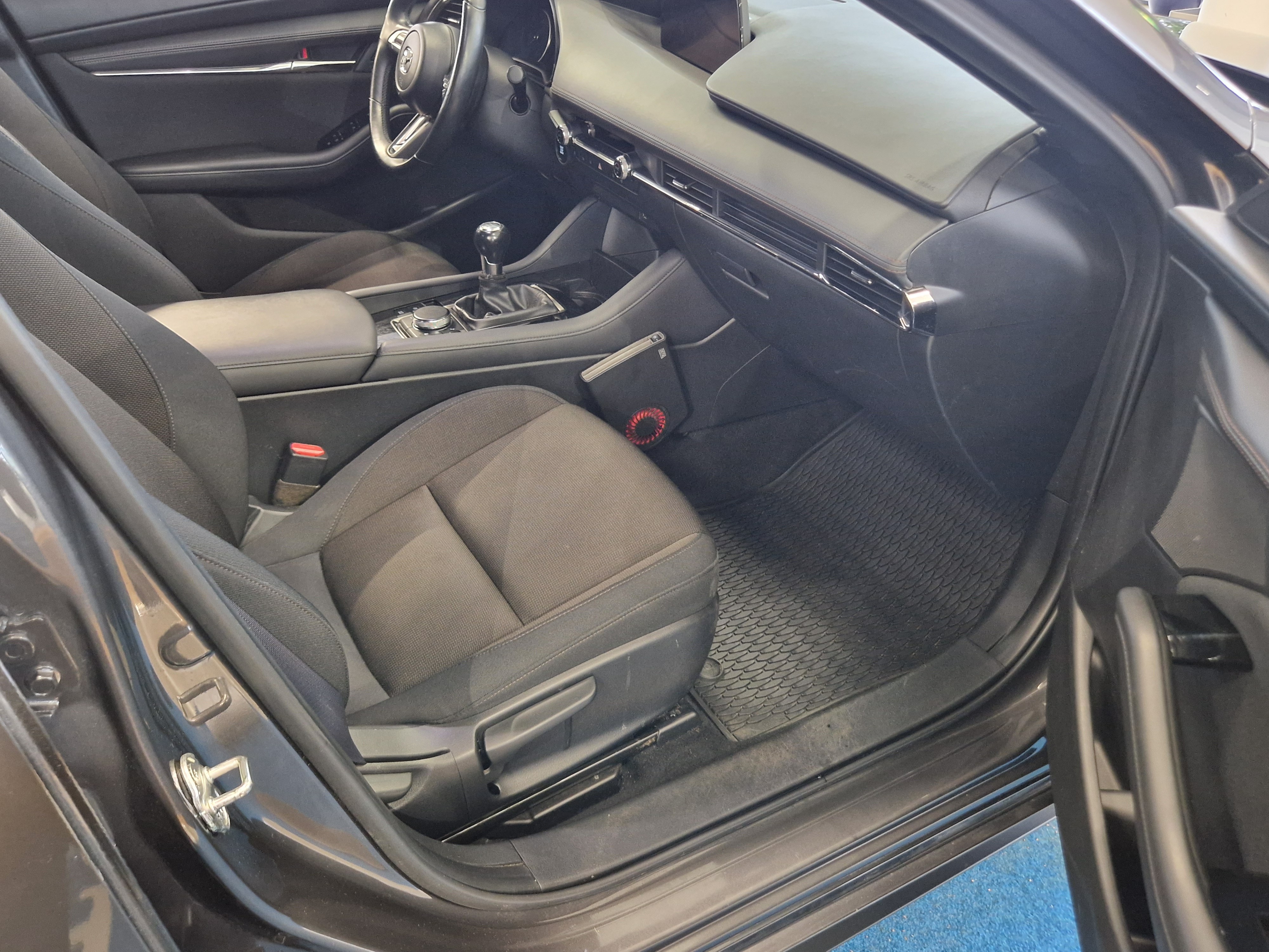 Mazda MAZDA3 HATCHBACK 2,0 (122 HV) SKYACTIV-G VISION PLUS BUSI
