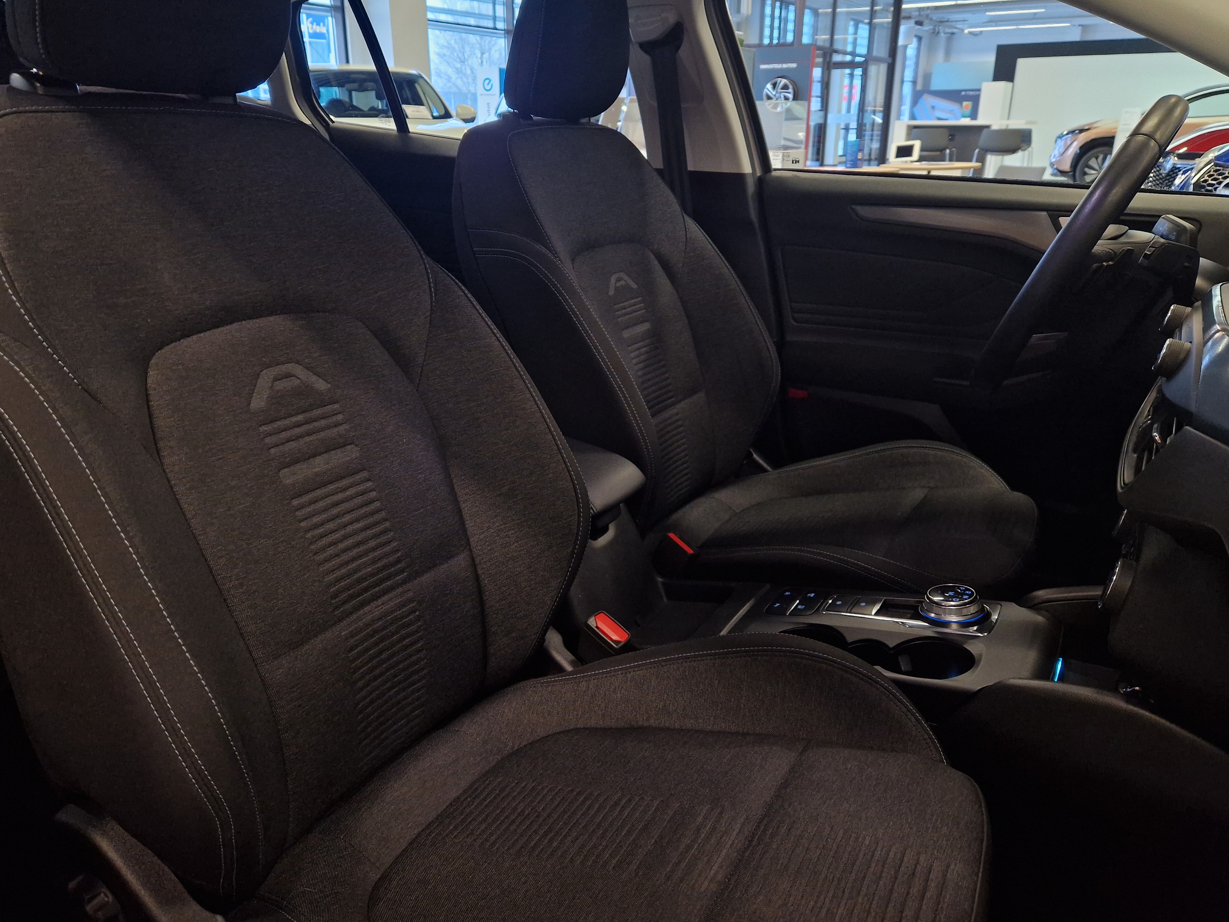 Ford FOCUS 1,5 ECOBOOST 182HV A8 ACTIVE WAGON.