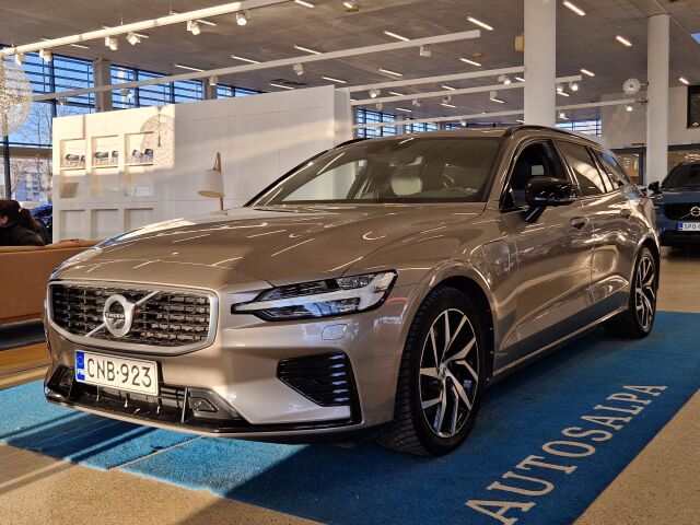 volvo V60 T8 TWE AWD R-DESIGN TAKUU 12KK/20TKM