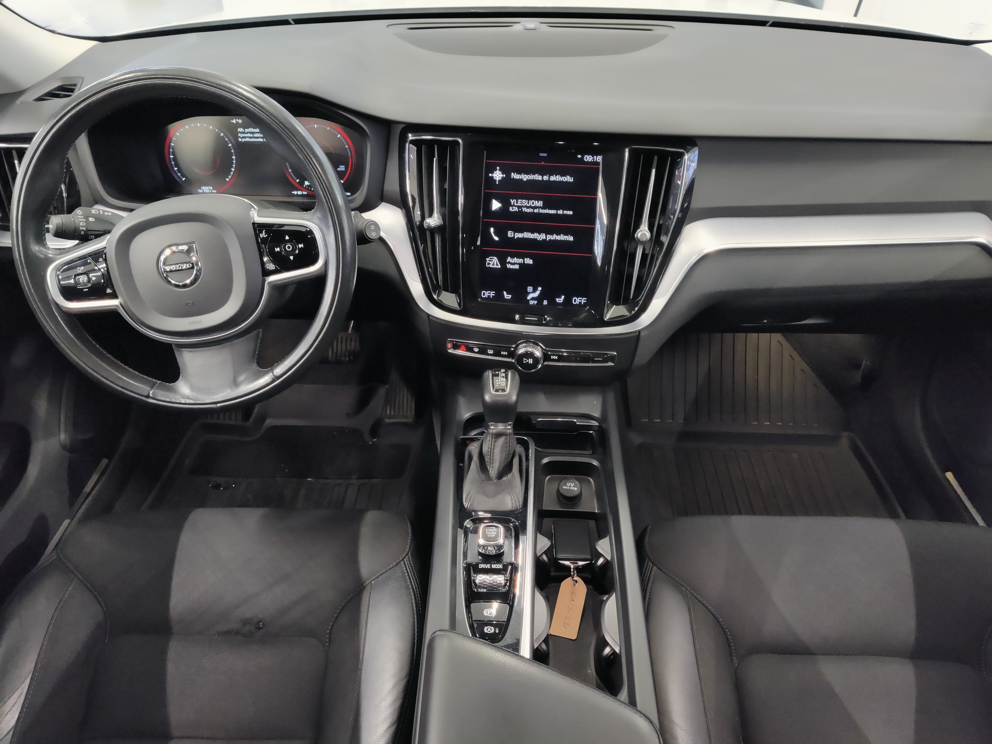 Volvo V60 Cross Country 2020, kuva 6/18