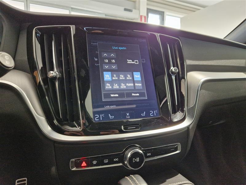 Volvo V60 T8 TWE AWD BUSINESS R-DESIGN.TAKUU 12KK/20TKM