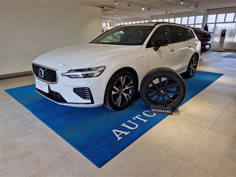 Volvo V60 2020, kuva 2/28