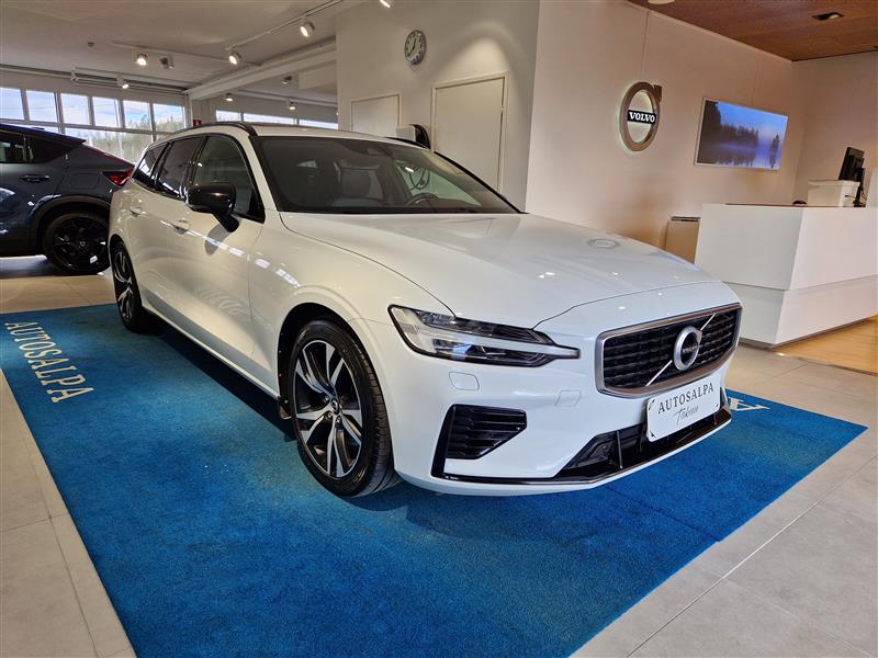 Volvo V60 2020, kuva 3/28
