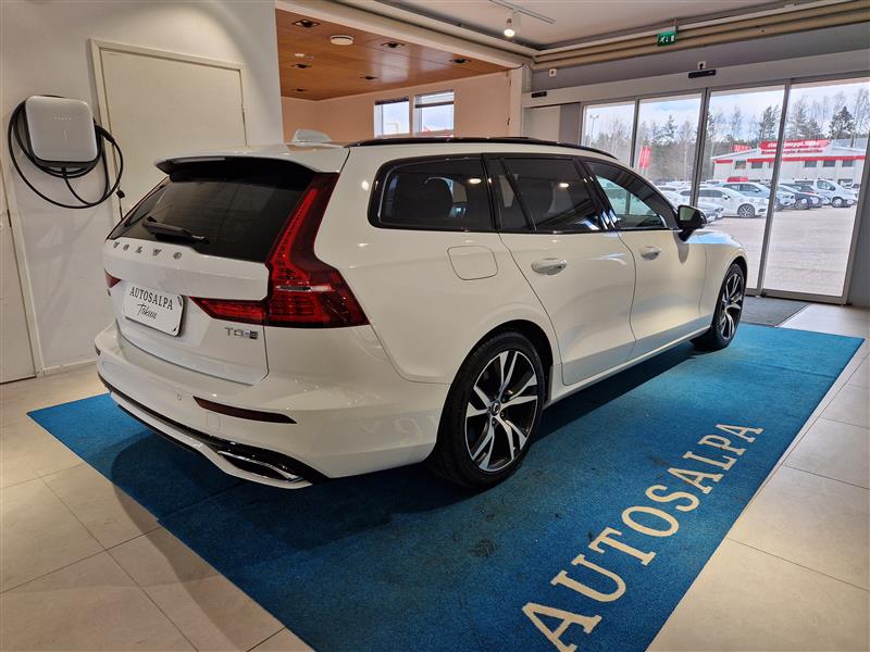 Volvo V60 2020, kuva 4/28