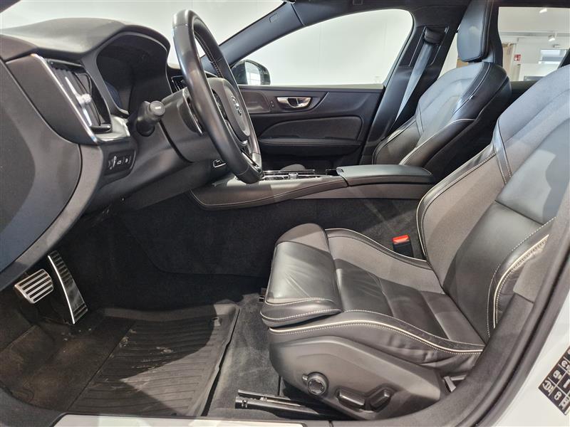 Volvo V60 2020, kuva 7/28