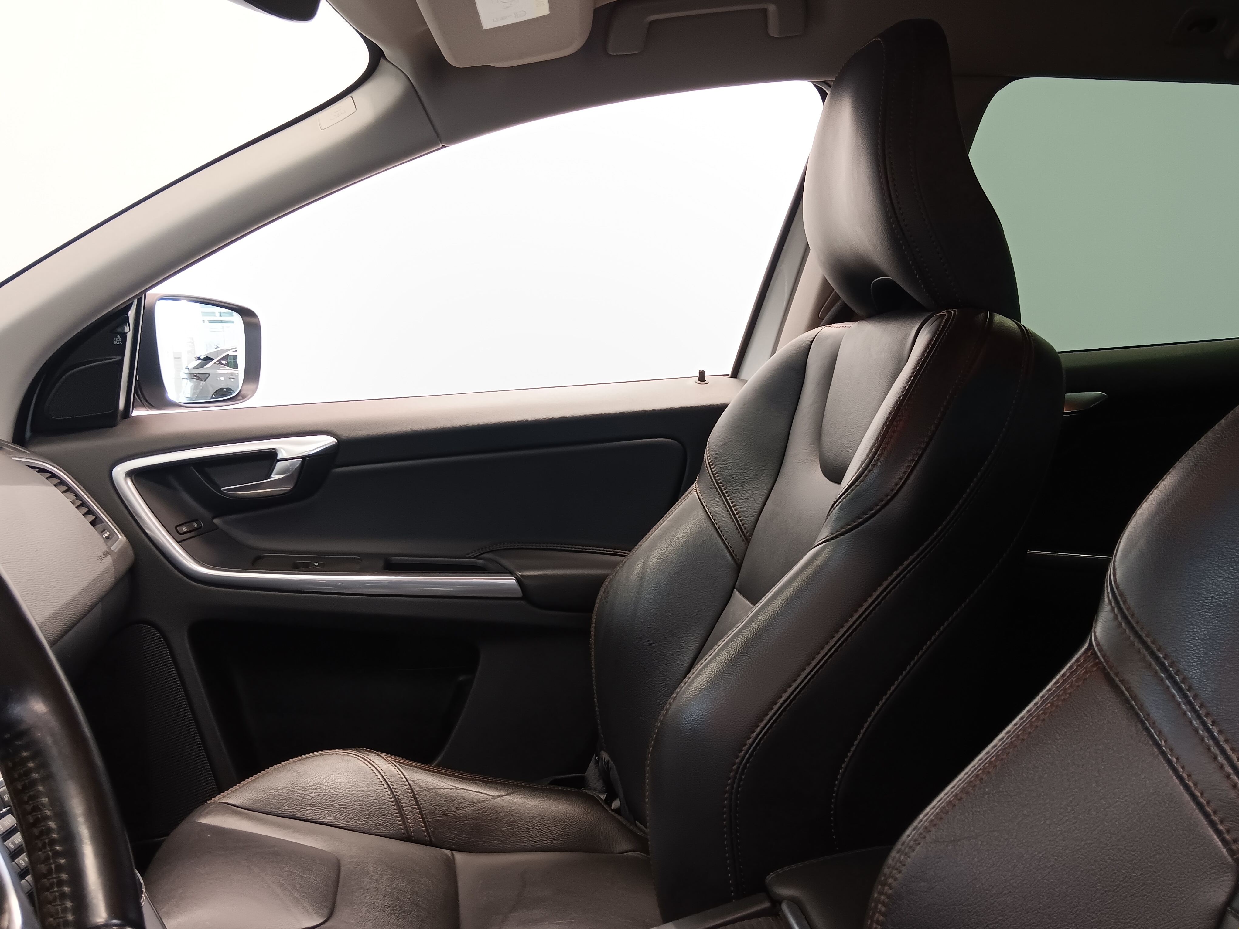 Volvo XC60 D4 AWD BUSINESS CLASSIC SUMMUM AUT