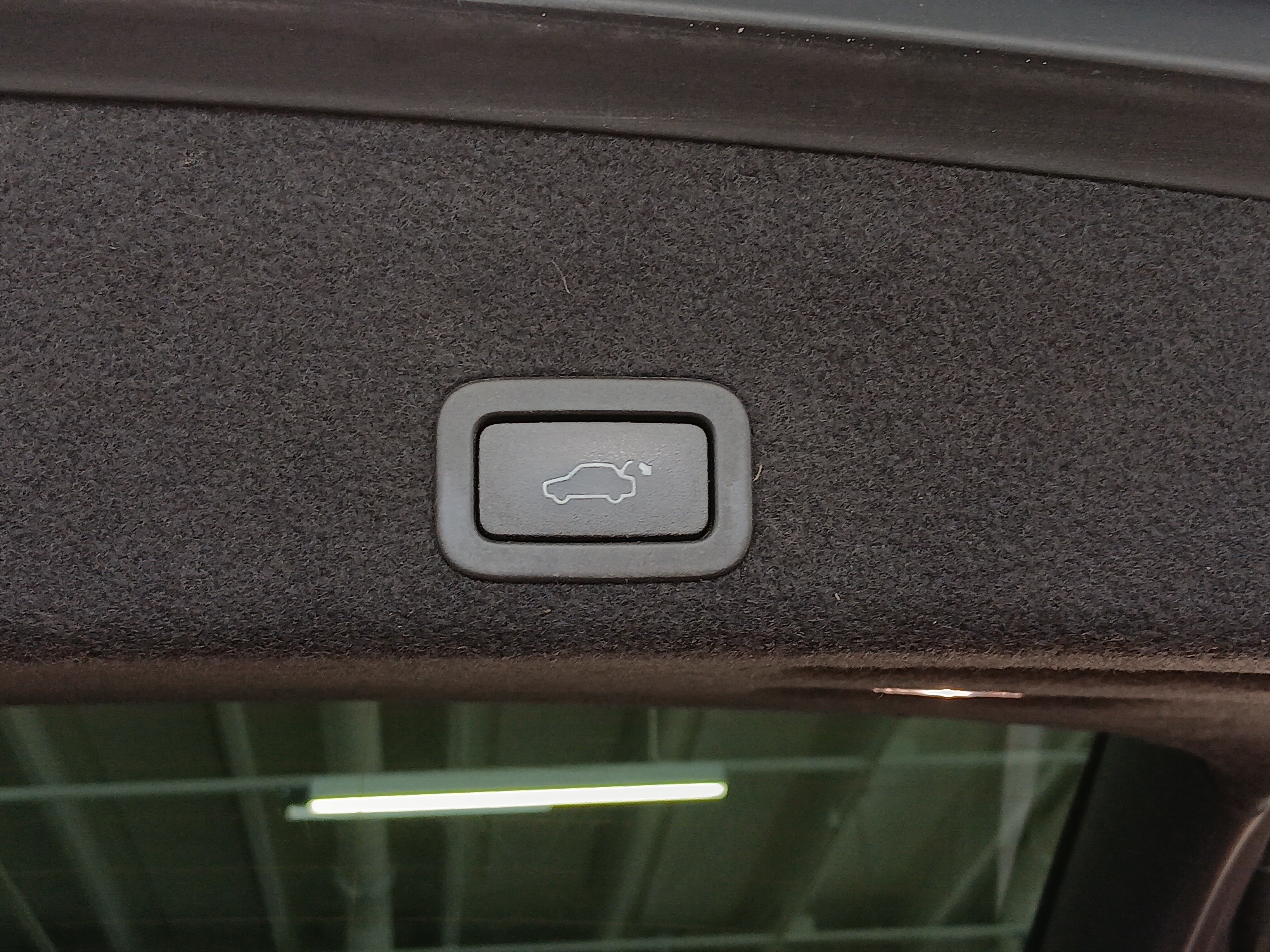 Volvo XC60 2017, kuva 6/16