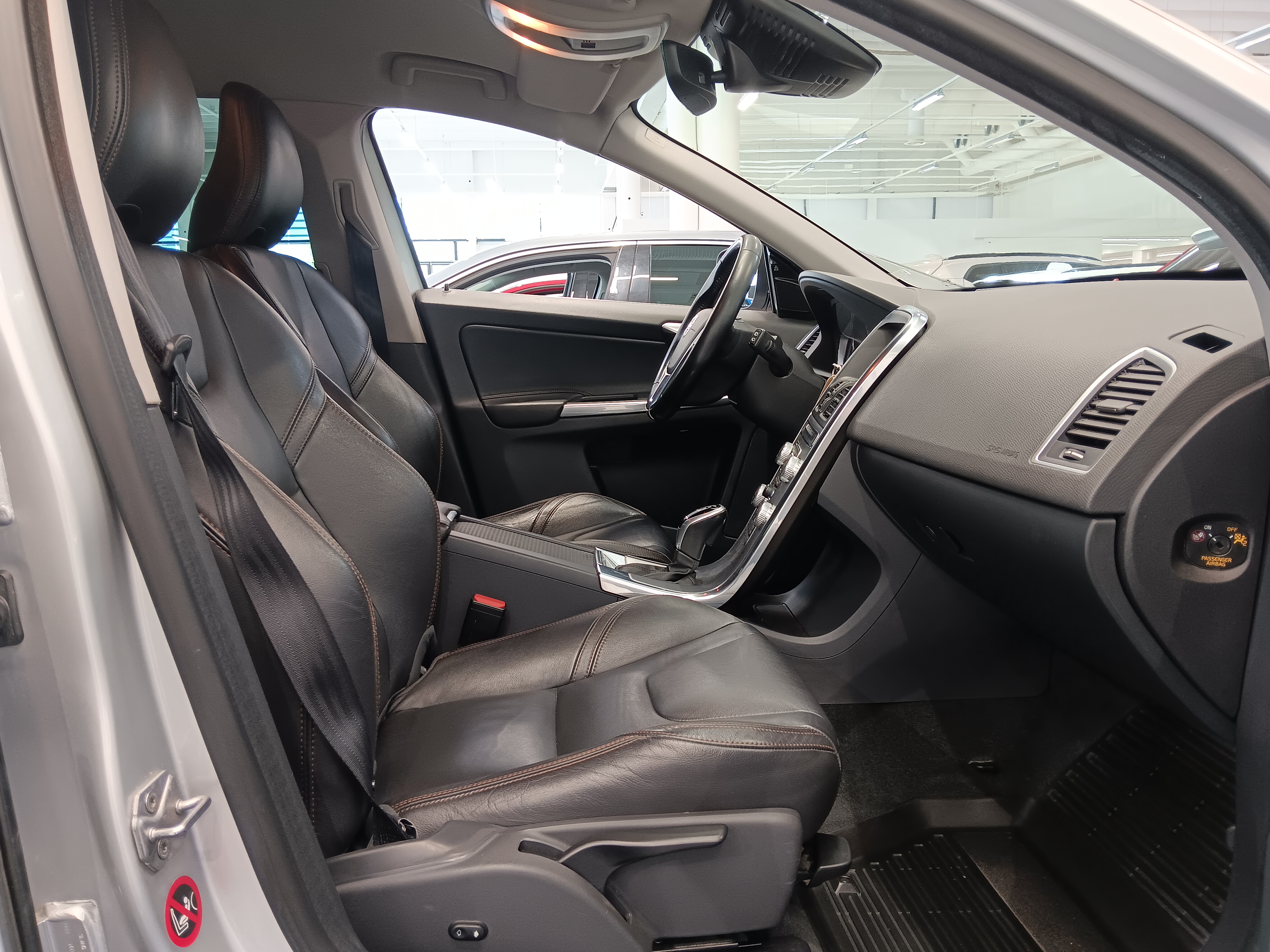 Volvo XC60 D4 AWD BUSINESS CLASSIC SUMMUM AUT