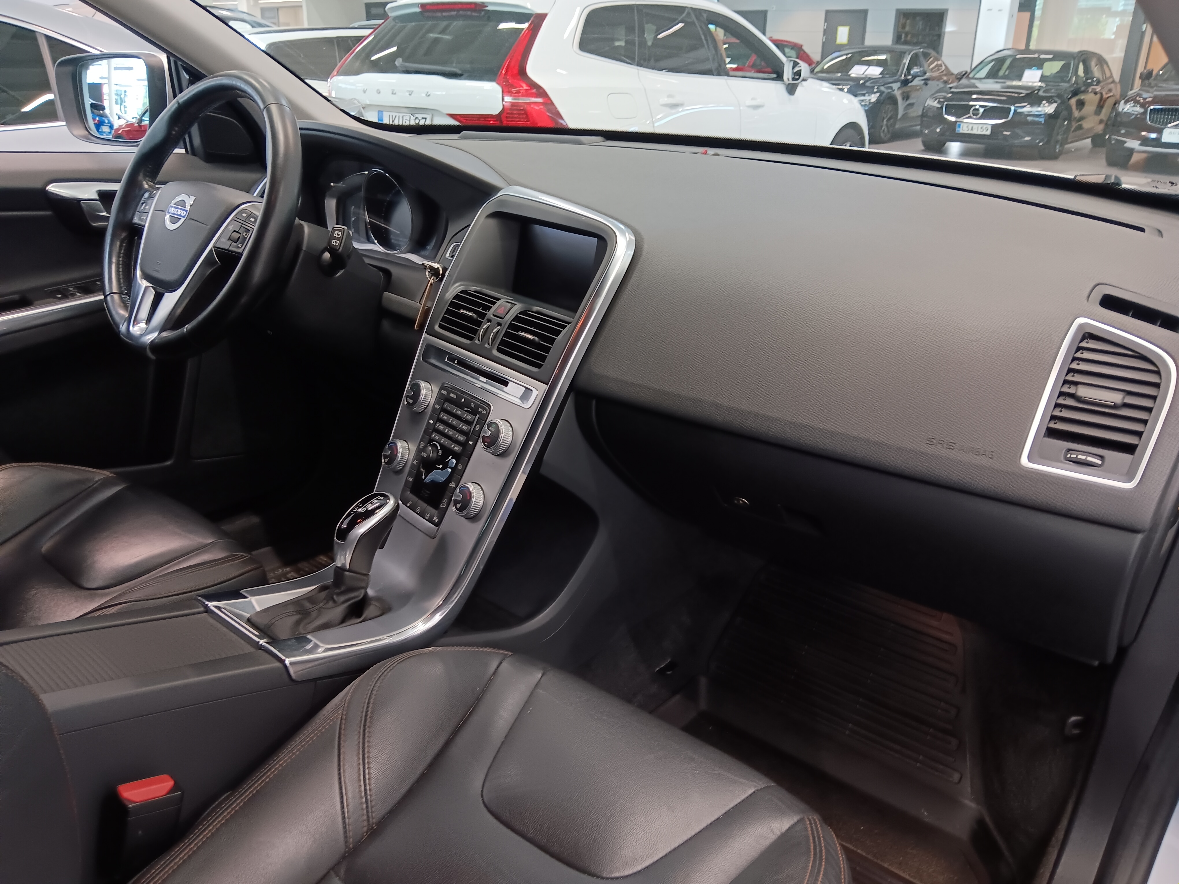Volvo XC60 D4 AWD BUSINESS CLASSIC SUMMUM AUT